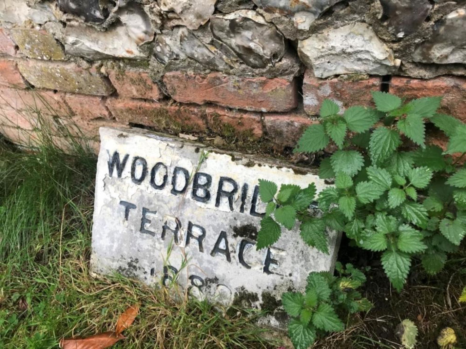 1 x Reclamation aged Stone Slab 'Woodbridge Terrace 1880' - Ref: JB185 - Pre-Owned - NO VAT ON THE - Image 4 of 5