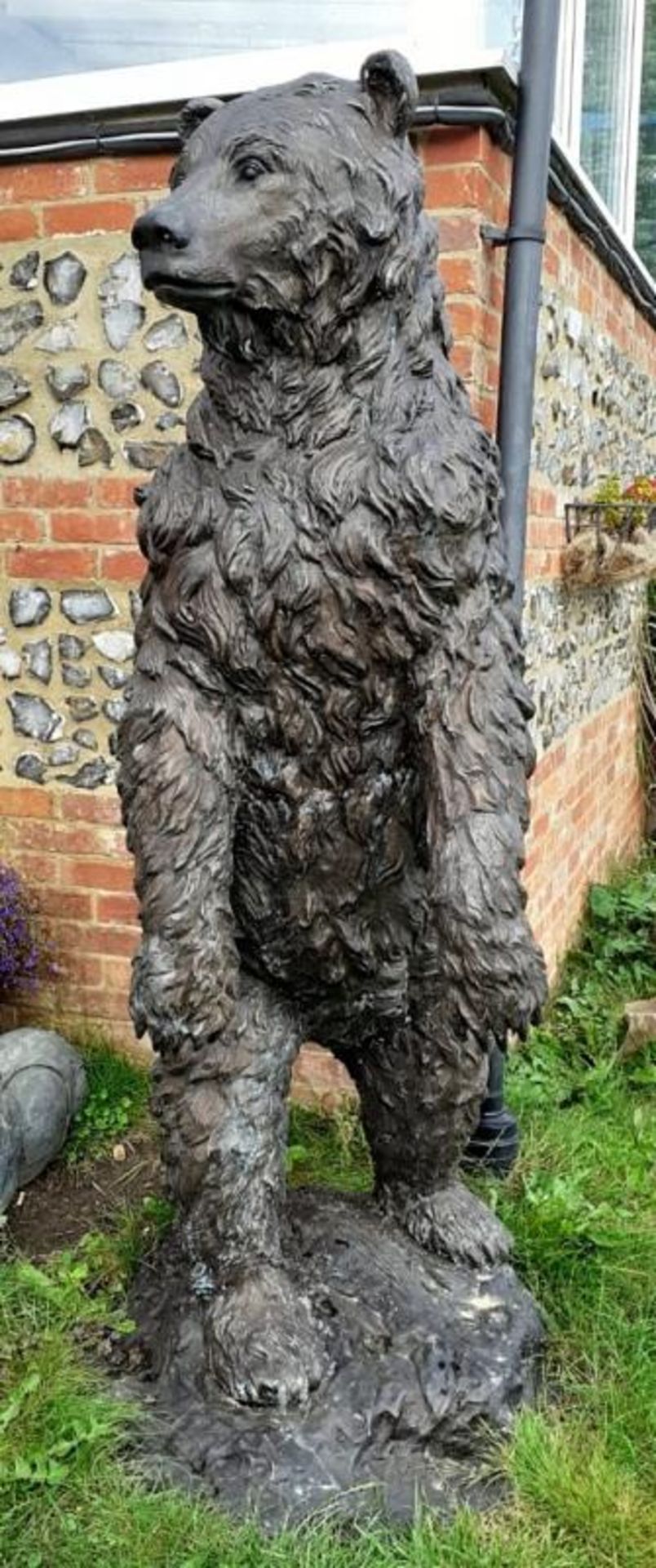 1 x Majestic Real Looking Giant Solid Bronze 1.9 Metre Tall Standing Bear Garden Sculpture - - Image 15 of 15