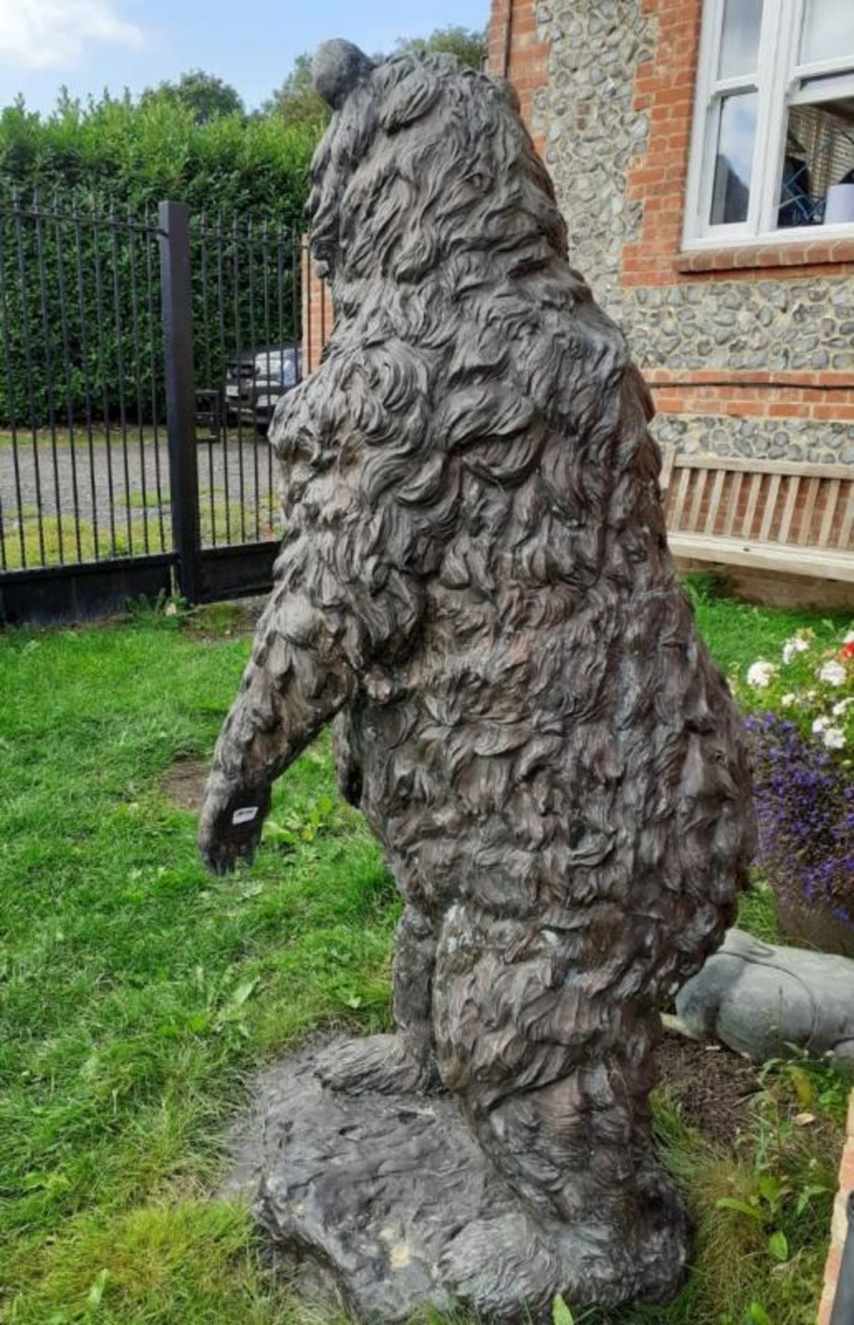 1 x Majestic Real Looking Giant Solid Bronze 1.9 Metre Tall Standing Bear Garden Sculpture - - Image 3 of 15