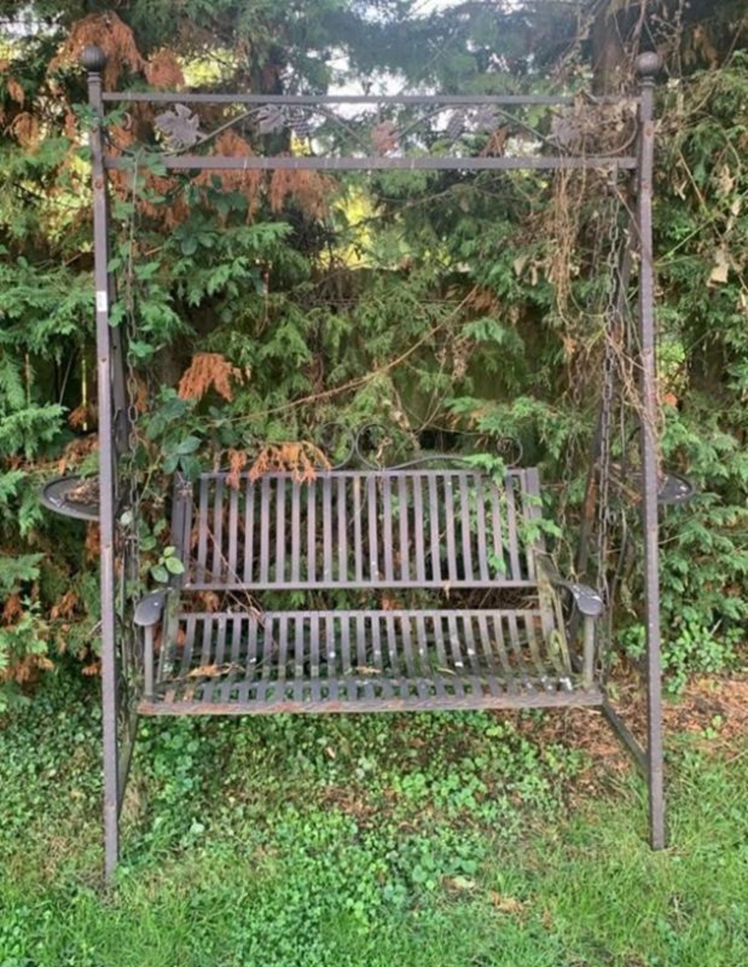 1 x Ornate Iron Garden 'Love' Swing - A Beautiful Garden Feature - Dimensions: width 190cm x - Image 5 of 6