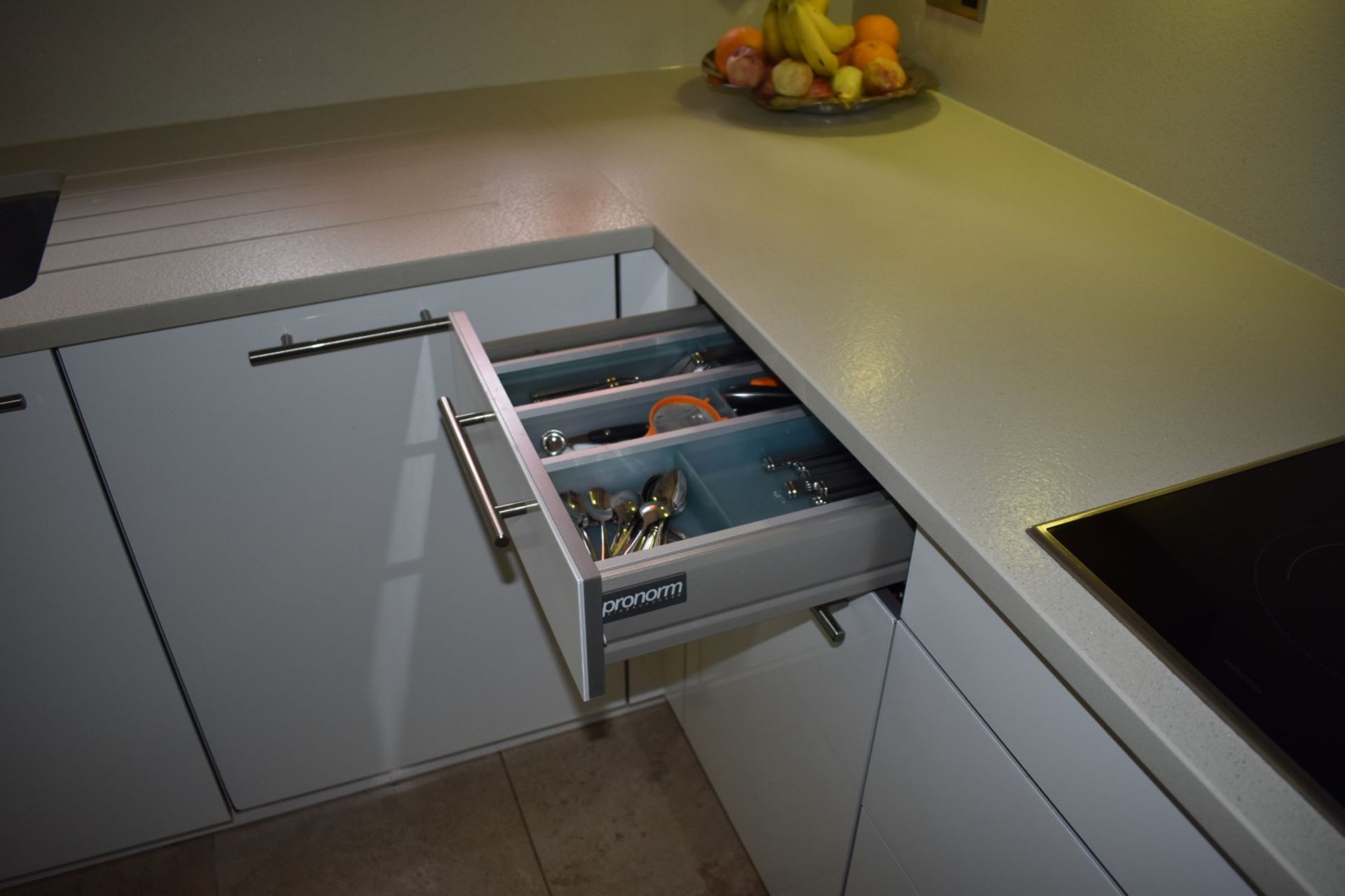 1 x Pronorm Einbauküchen German Made Fitted Kitchen With Contemporary High Gloss Cream Doors and - Image 11 of 50