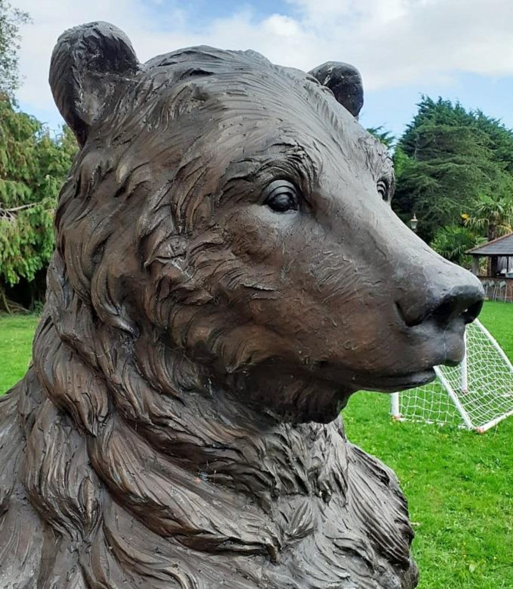 1 x Majestic Real Looking Giant Solid Bronze 1.9 Metre Tall Standing Bear Garden Sculpture - - Image 8 of 15