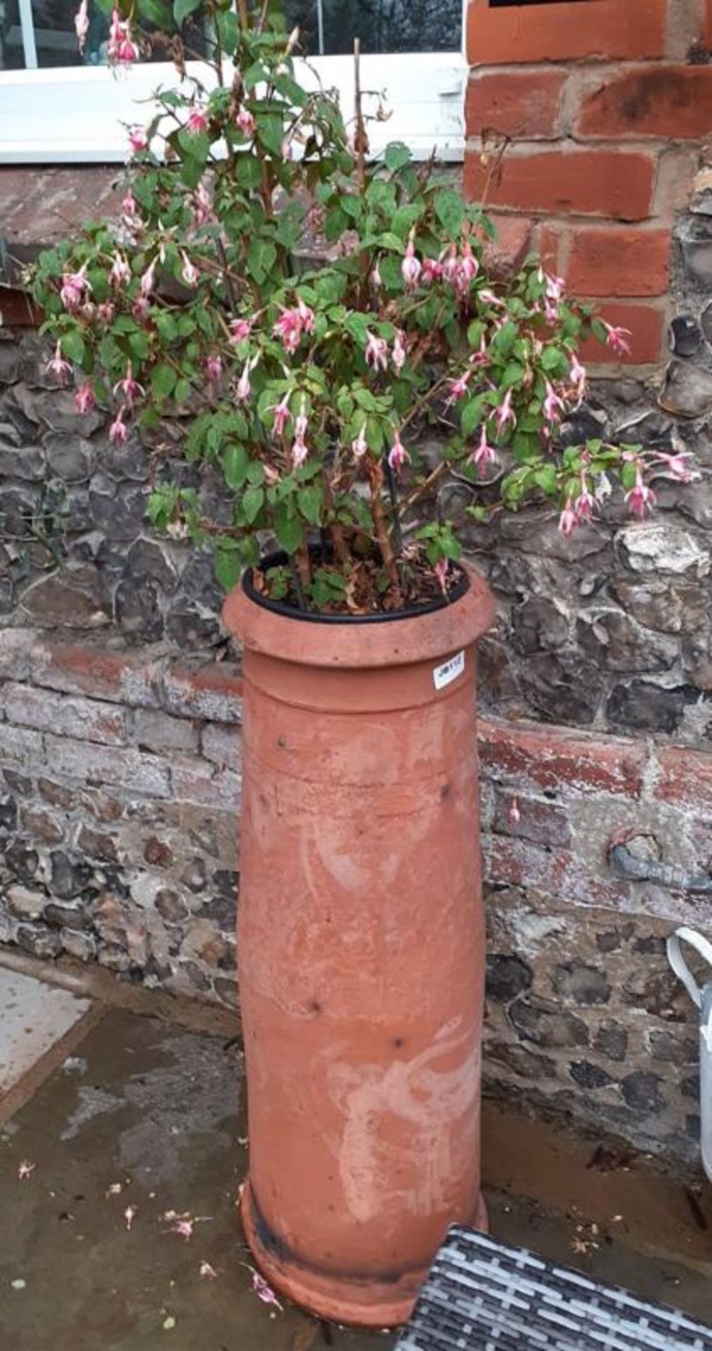 2 x Clay Chimney Garden Planters With Differing Heights - Ref: JB112 - Pre-Owned - NO VAT ON THE