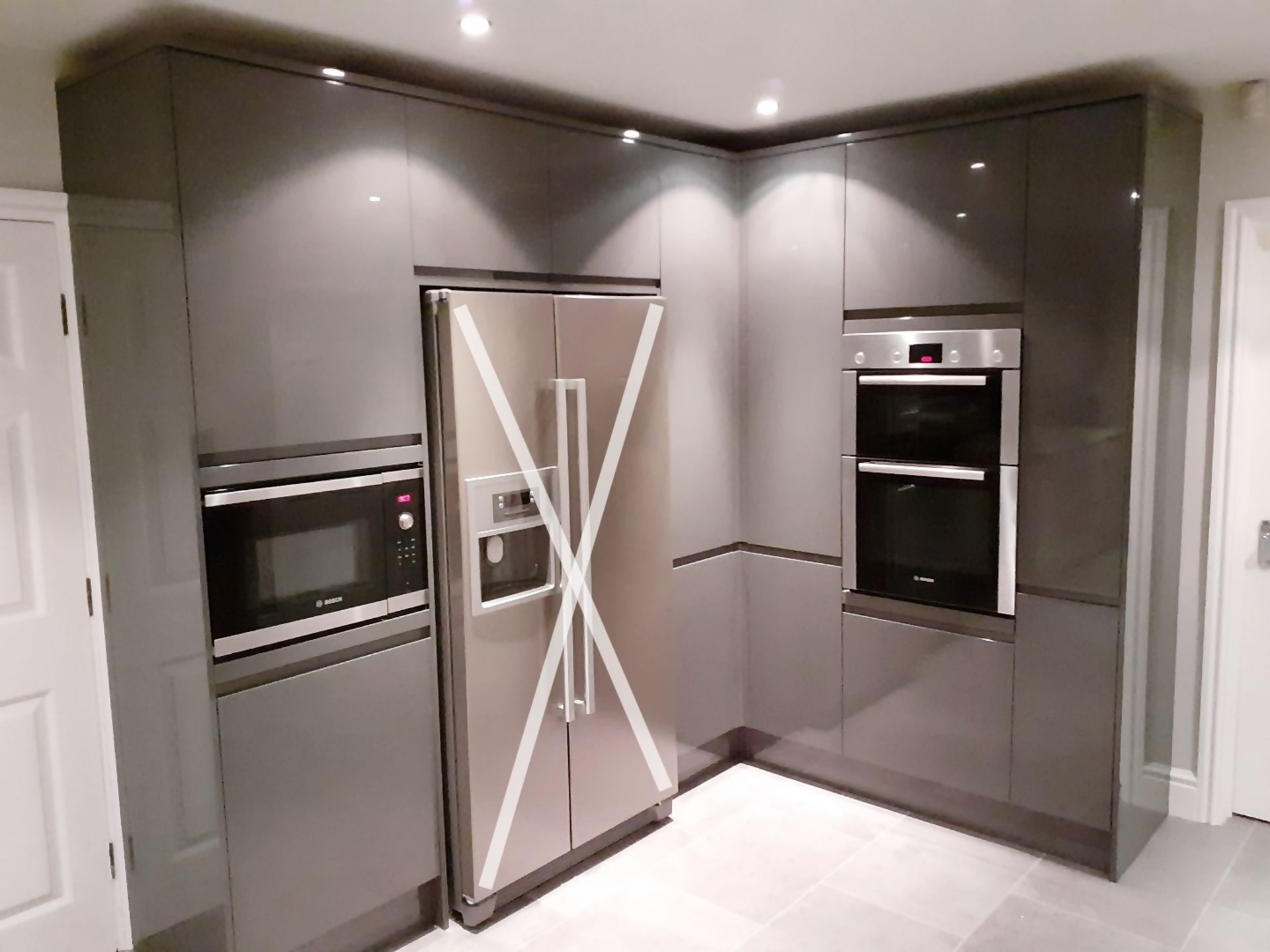 1 x Fitted Kitchen With A Sleek Handleless Design, Integrated Bosch Appliances + Granite Worktops - Image 3 of 69