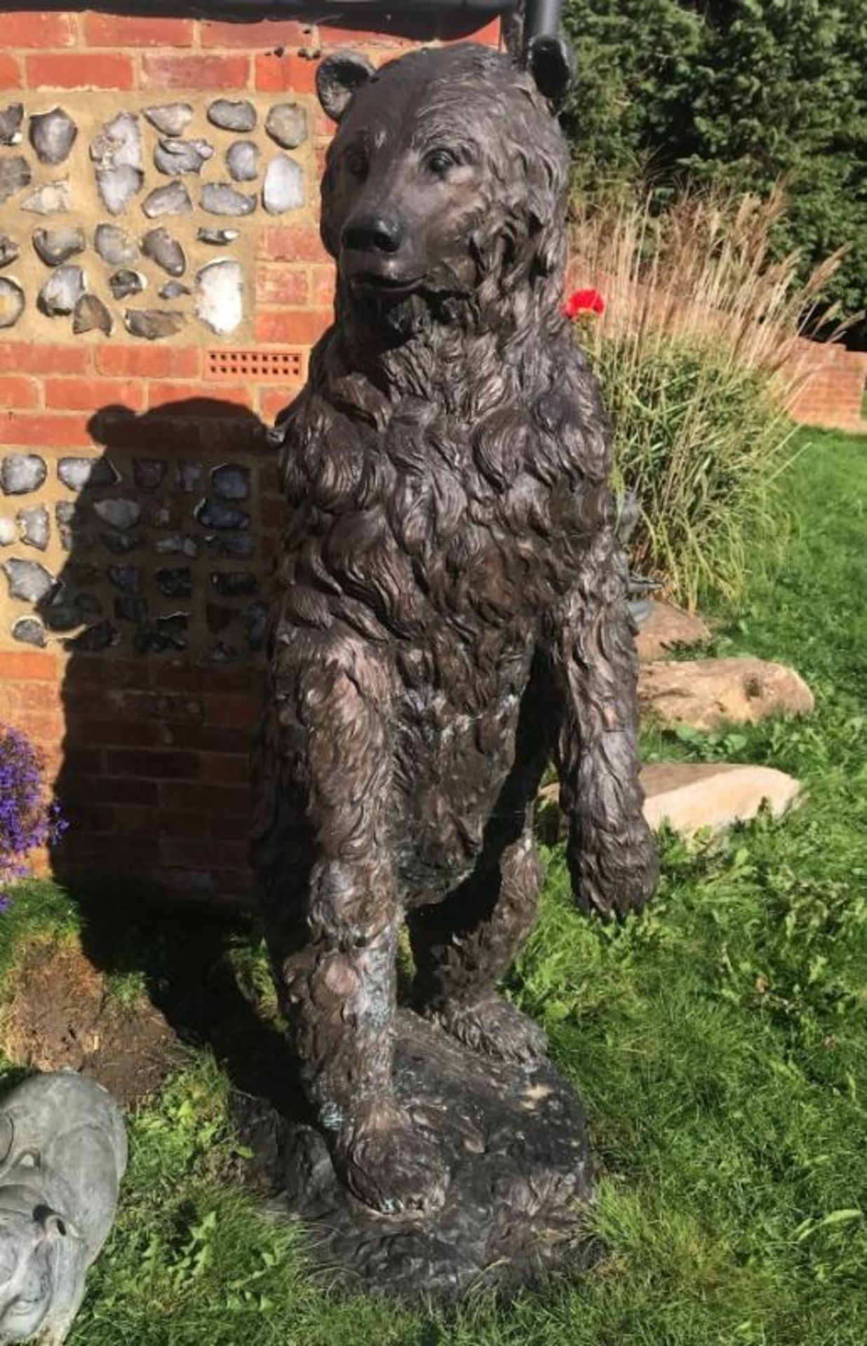1 x Majestic Real Looking Giant Solid Bronze 1.9 Metre Tall Standing Bear Garden Sculpture - - Image 4 of 15