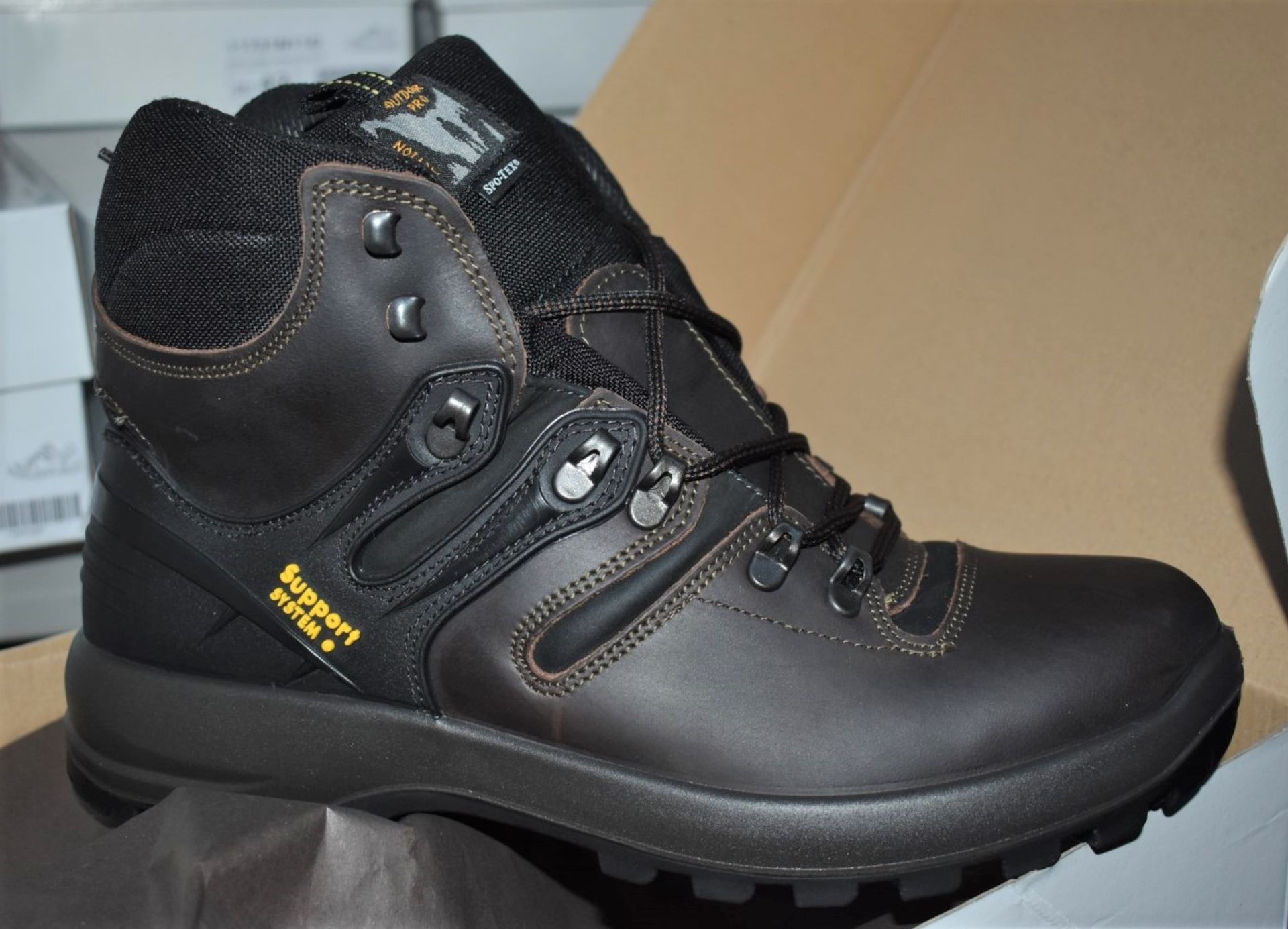 1 x Pair of Mens VIBRAM Walking Boots - Outdoor Pro Spo-Tex Trekking ...