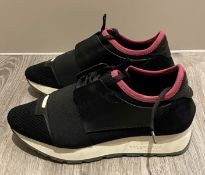 1 x Pair Of Genuine Balenciaga Trainers In Black - Size: 36 - Preowned in Very Good Condition - Ref: