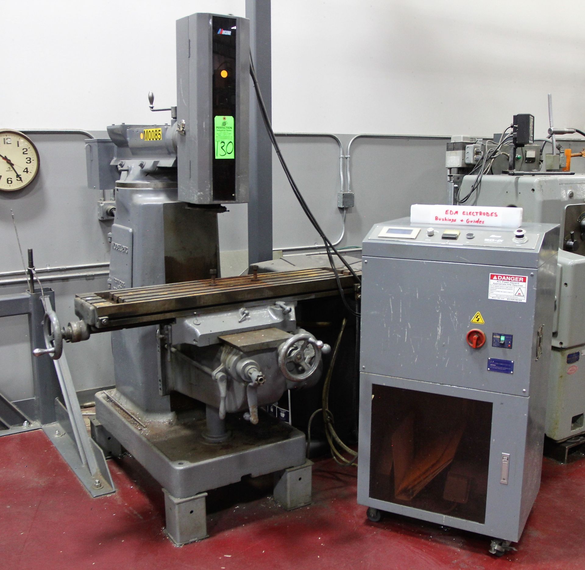 MIKUNI PES1092-2 ELECTRIC DISCHARGE DRILLING MACHINE, Mounted on TREE Mill Base