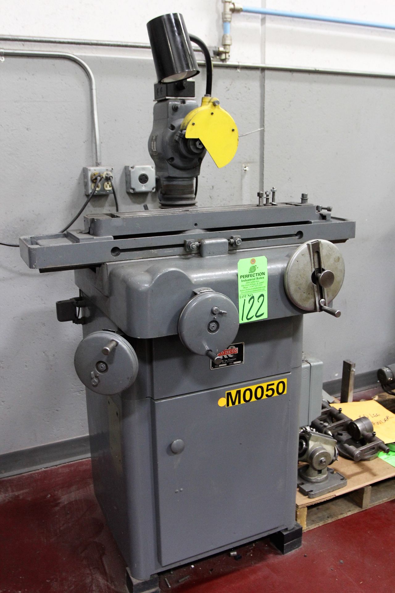 KO LEE BA900 TOOL & CUTTER GRINDER, s/n 7506-12-61