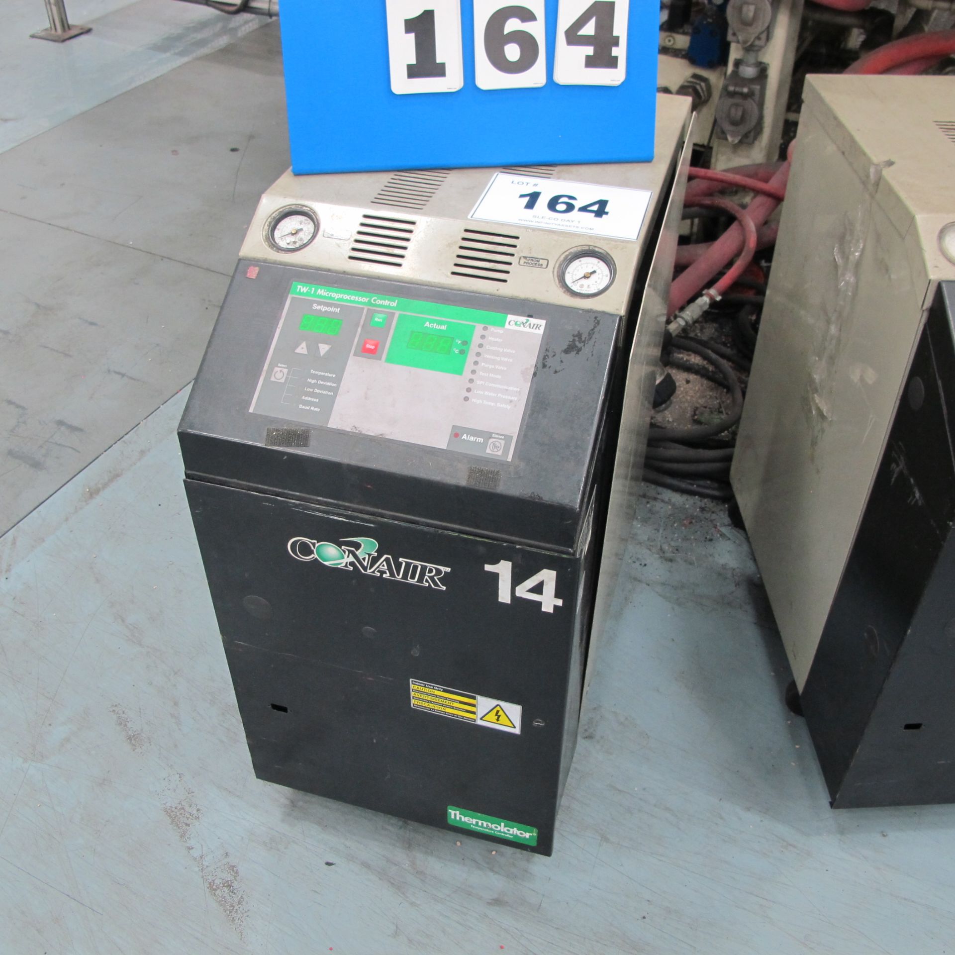CONAIR TW1 CONTROLLED THERMOLATOR MX1-DI (LOCATED AT LOT 55)