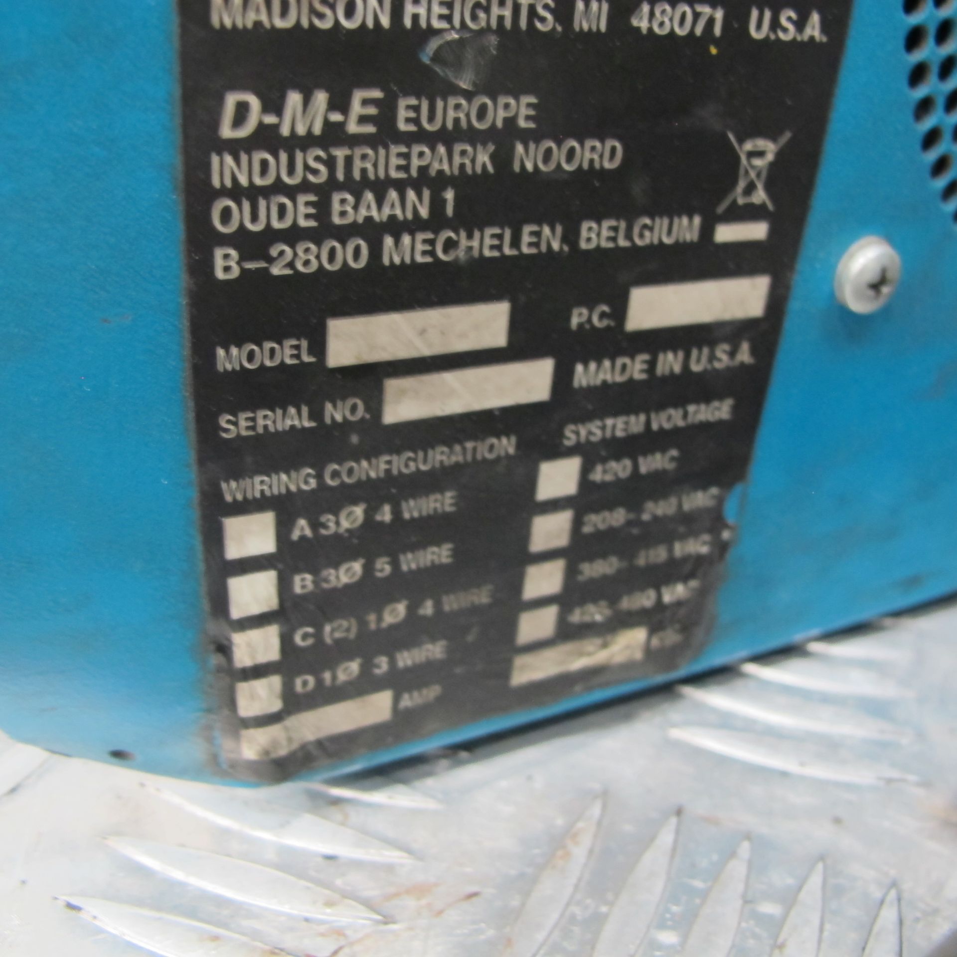 DME 8 ZONE HOT RUNNER CONTROLLER - Image 2 of 2