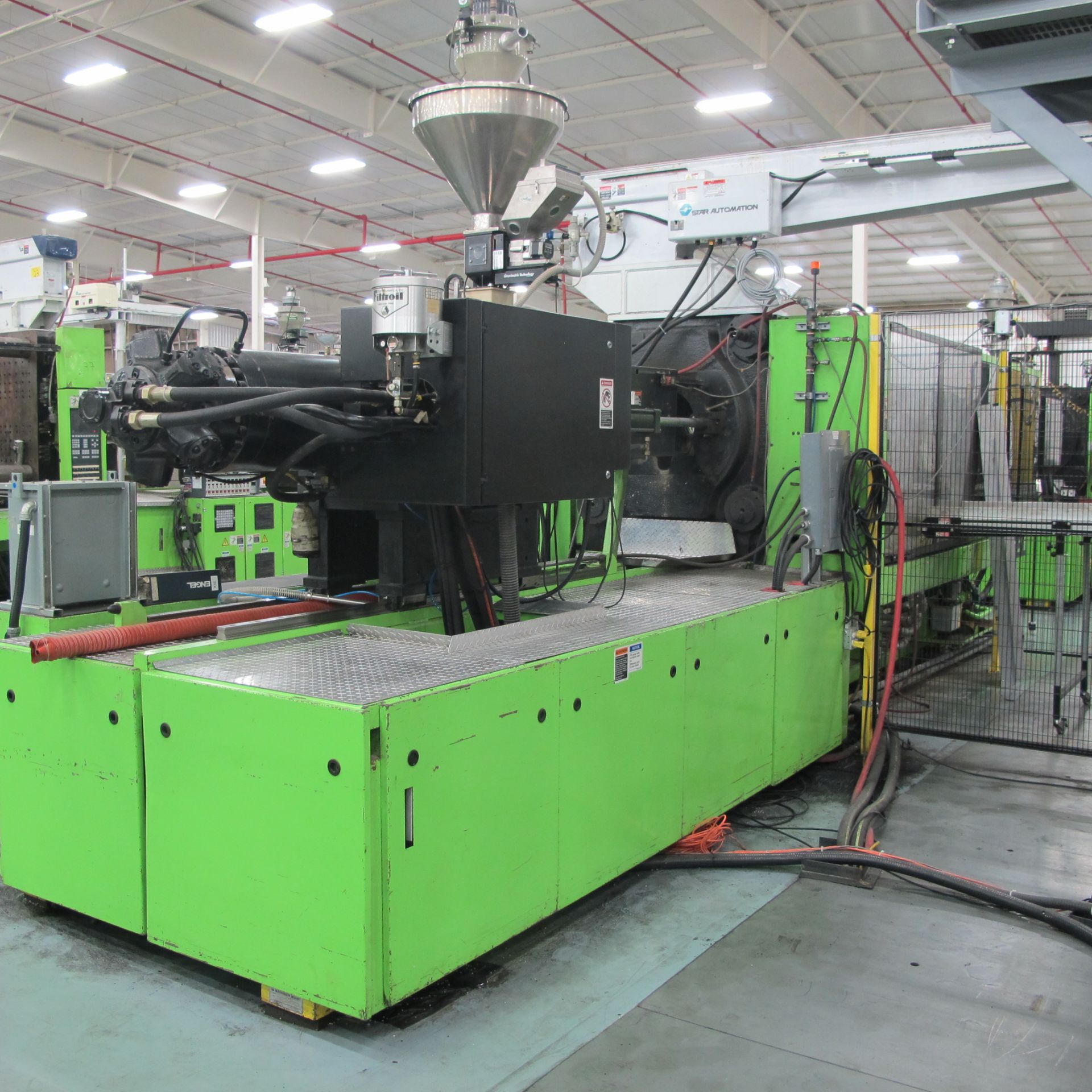 400 TON CAP 28.4 OZ SHOT SIZE ENGEL MODEL ES2000/400BH HORIZONTAL INJECTION MOLDING MACHINE, MFG - Image 4 of 8