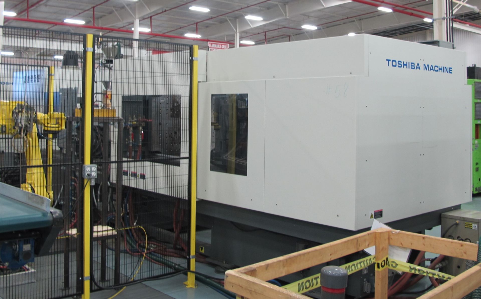 390 TON 27.5 OZ TOSHIBA ALL ELECTRIC MODEL EC390SX11V50-17 HORIZONTAL INJECTION MOLDING MACHINE - Image 6 of 20