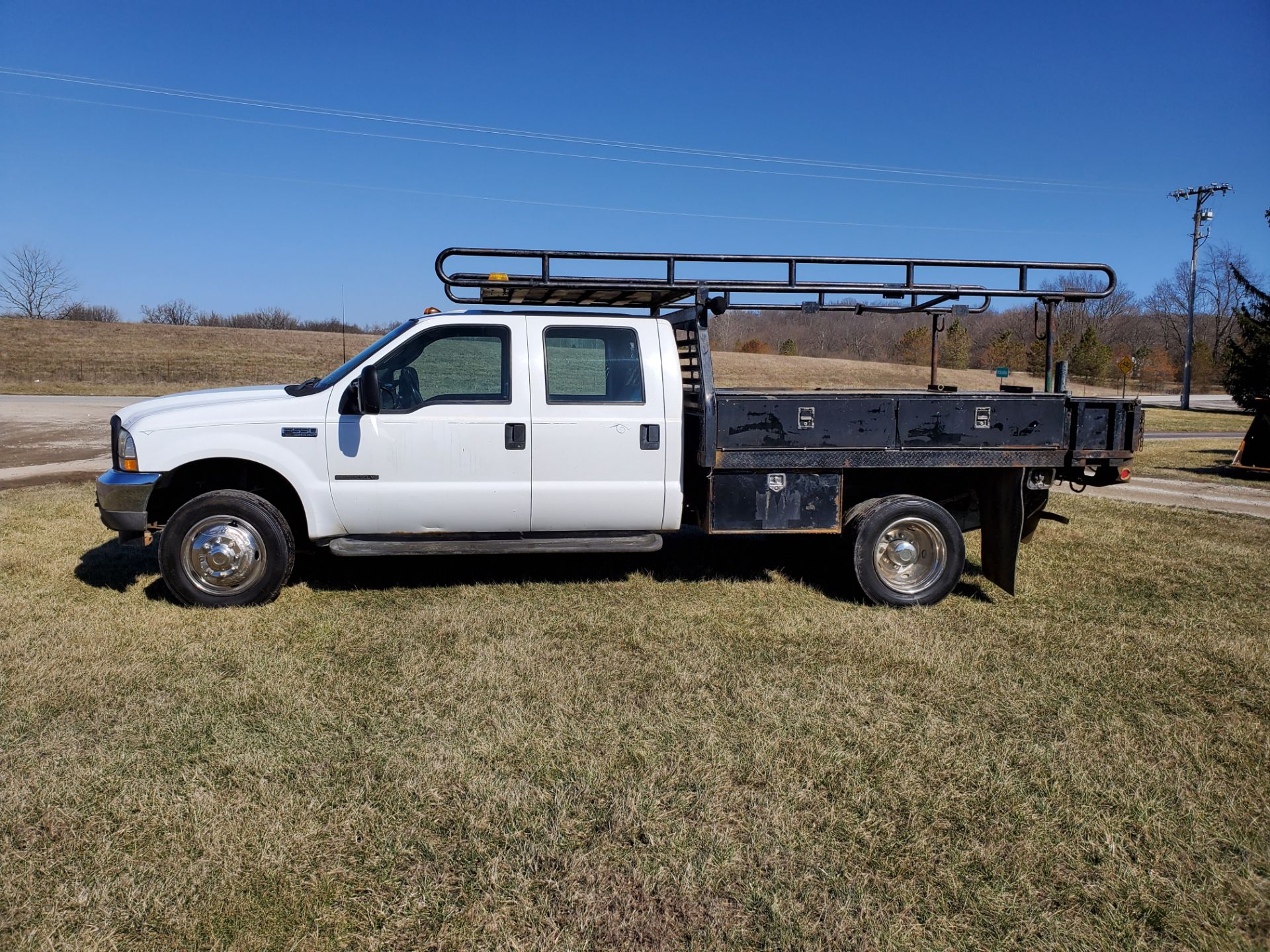 2003 F550 Ford Super Duty Pickup, Automatic, 7.3 Power Stroke Diesel, 8' Foot Omaha Flatbed