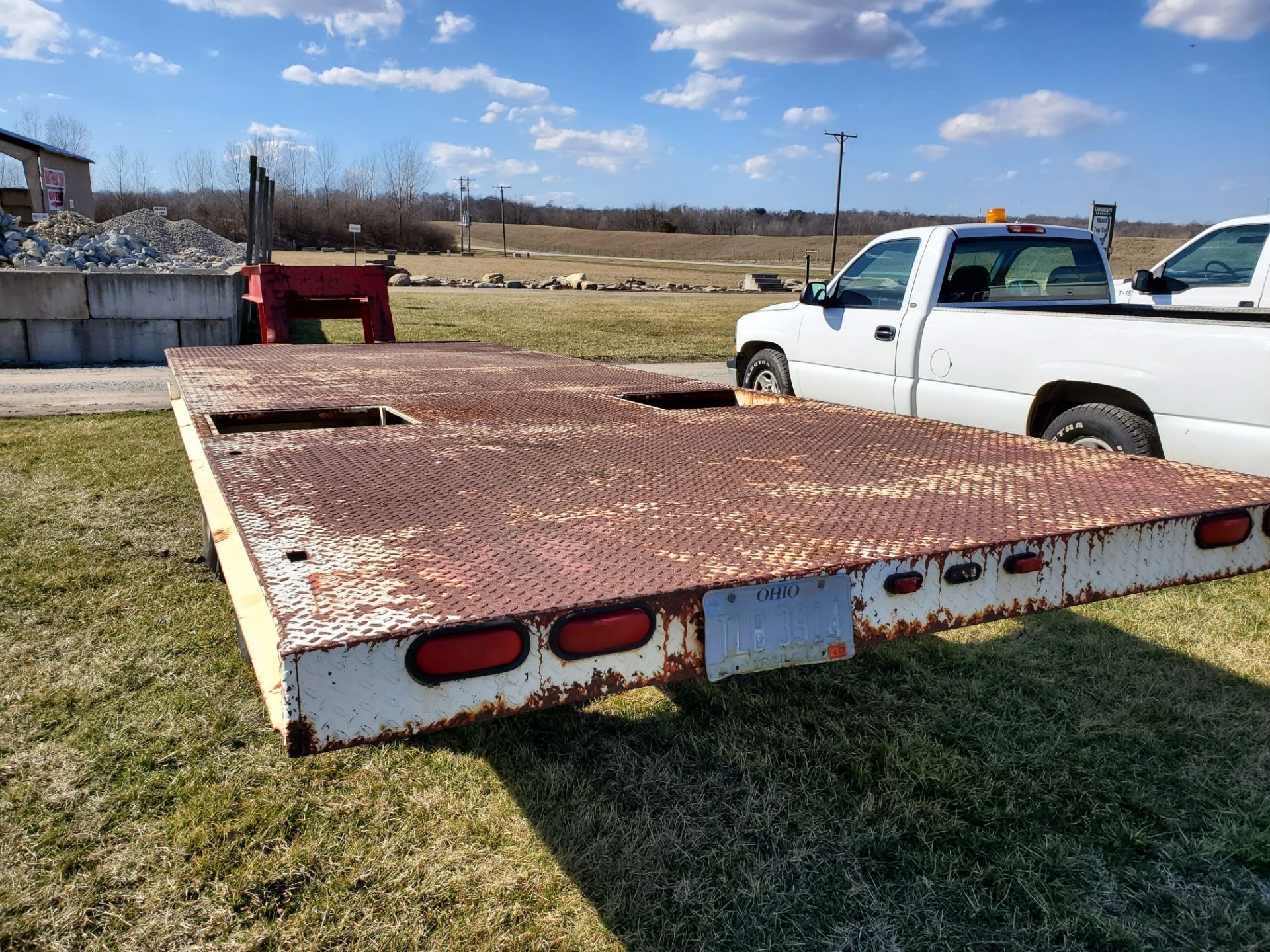 Miller Tilt Top Trailer Model OTG, s/n 8816, 22 ft. Long x 8 ft. Wide, Tandem Axle w/ Dual Wheels - Image 4 of 7