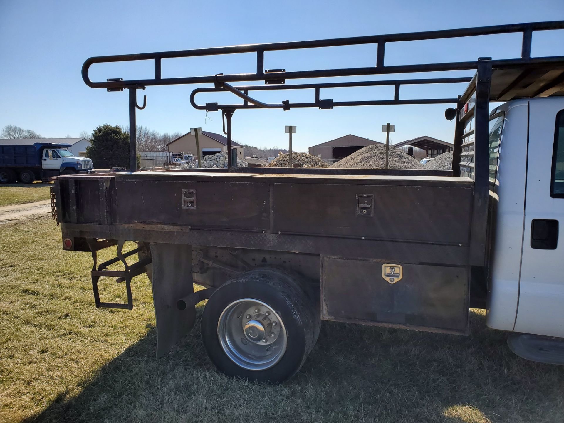 2003 F550 Ford Super Duty Pickup, Automatic, 7.3 Power Stroke Diesel, 8' Foot Omaha Flatbed - Image 7 of 18