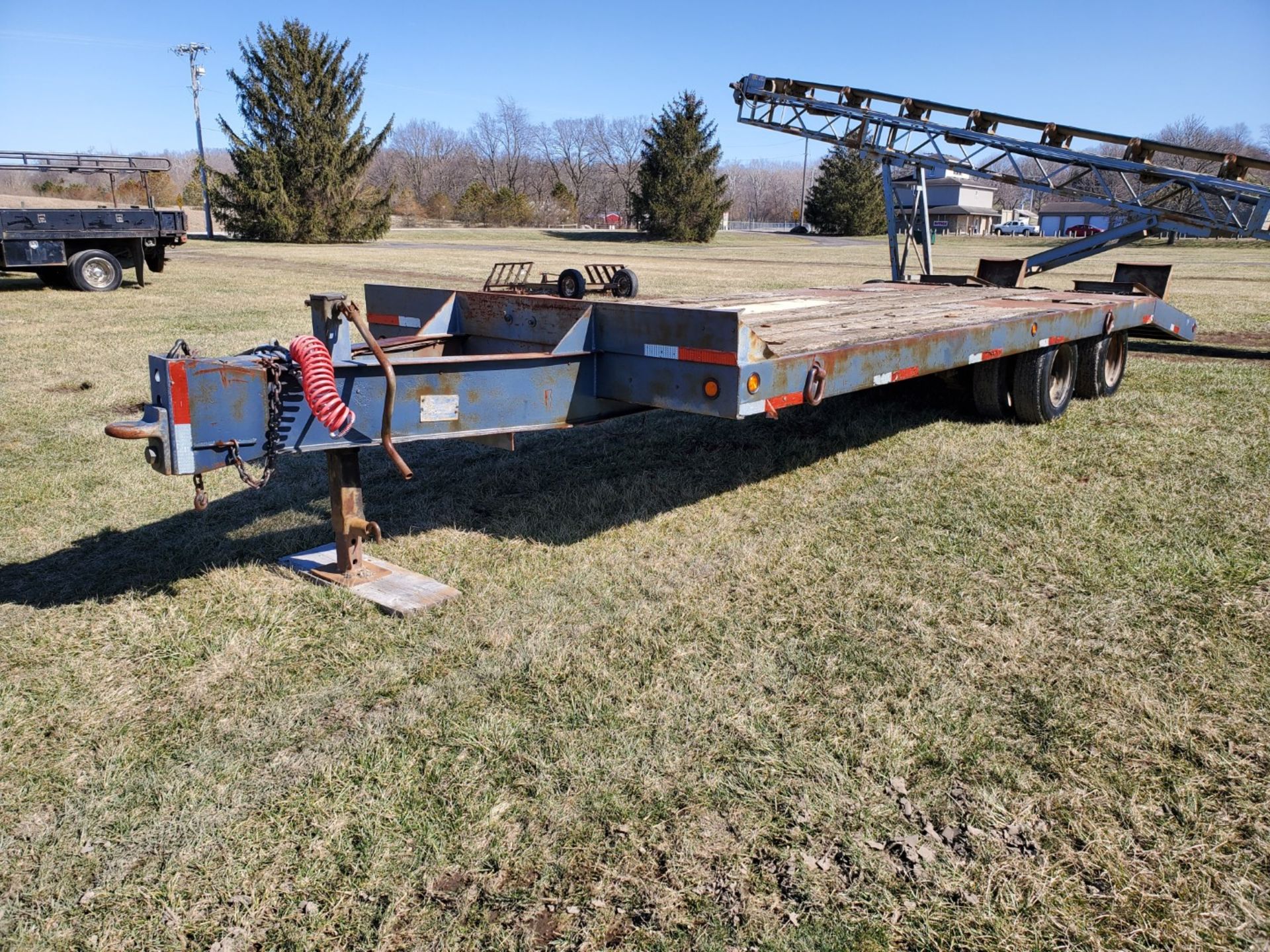 Eager Beaver Model 10HA Equipment Trailer 19 ft. Main Deck w/5 ft Beaver-tail x 81 in Wide, - Image 2 of 8