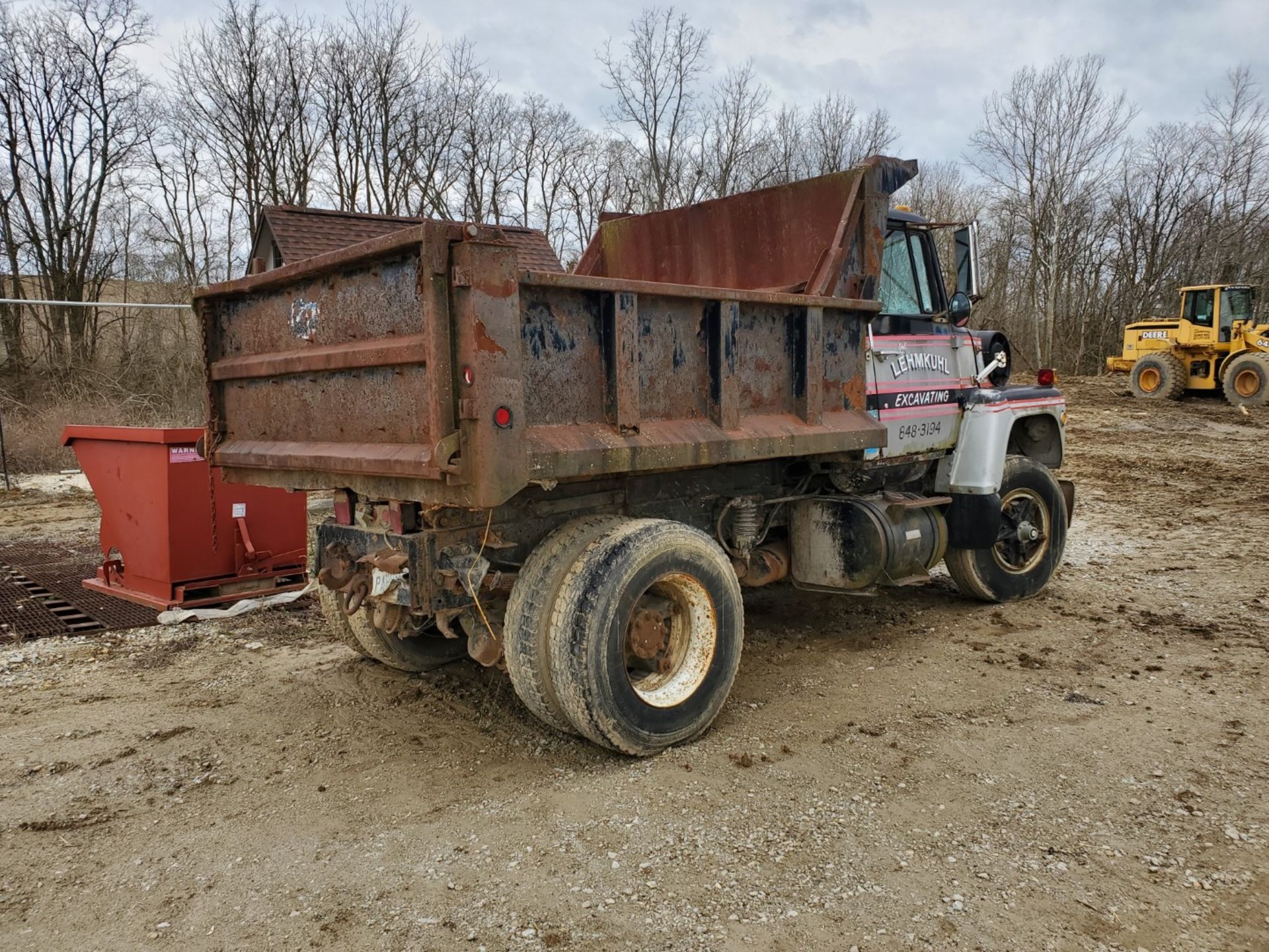 1976 Ford 8000 Single Axle Dump Truck, 9 ft Dump Bed, Manual Transmission, 2-Speed Axle, 86,500 Mile - Image 3 of 6