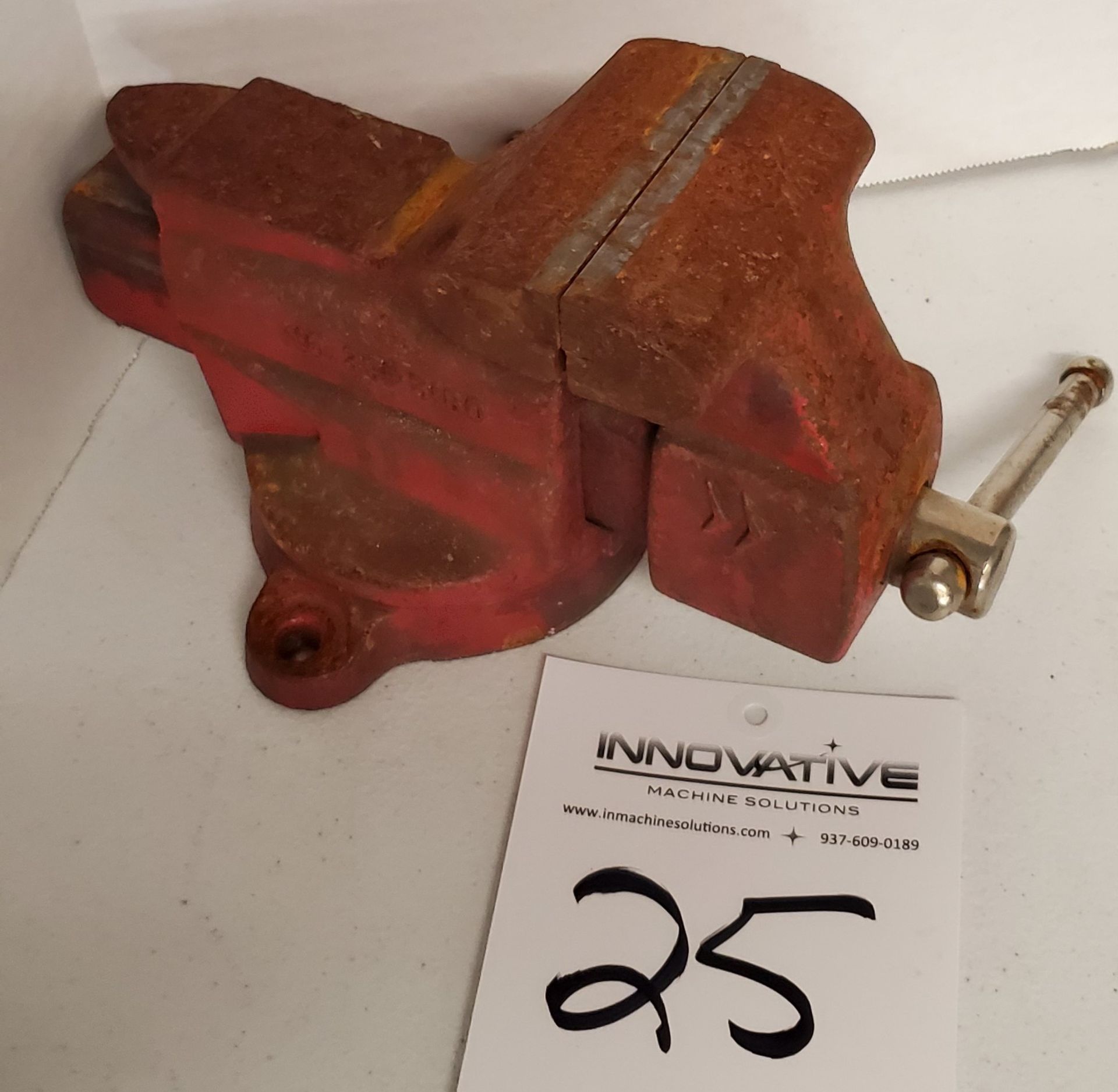 3 1/2" Bench Vise