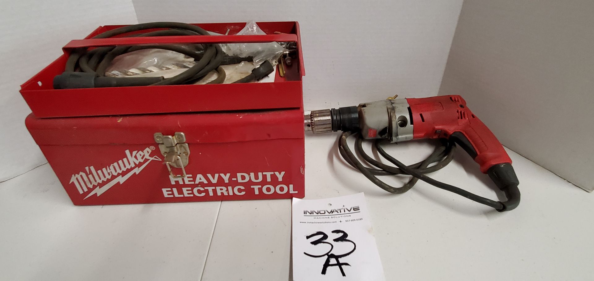 Milwaukee 1/2" Heavy-Duty Magnum Electric Hammer Drill w/ Box and Accessories