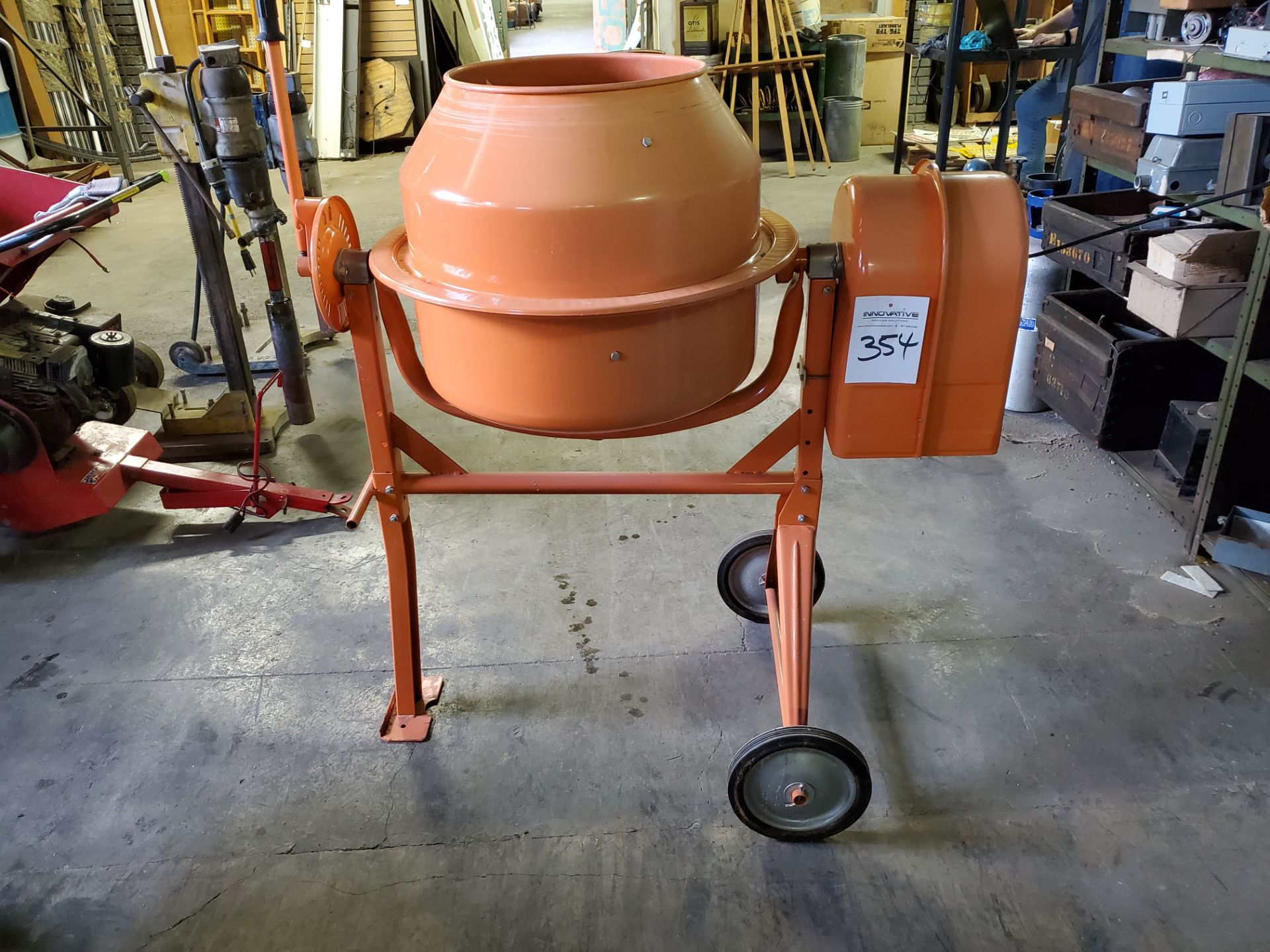 Central Machinery 3 1/2 cf Cement Mixer, 110 v