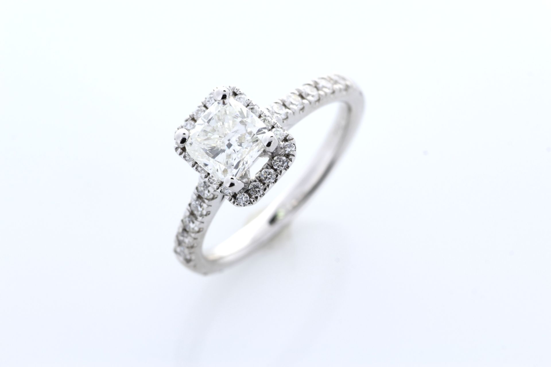 18ct White Gold Single Stone Cushion Cut With Halo Stone Set Shoulders Diamond Ring (1.01) 1.32 - Image 5 of 6