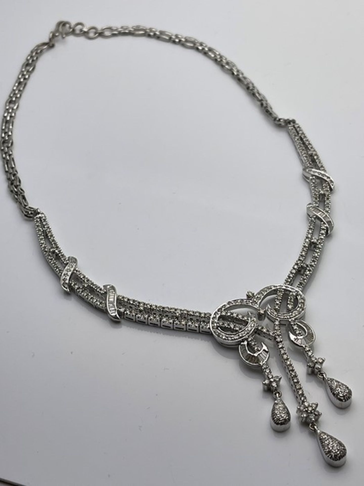 ***£19,375.00*** 14CT WHITE GOLD DIAMOND COLLARATE NECKLACE