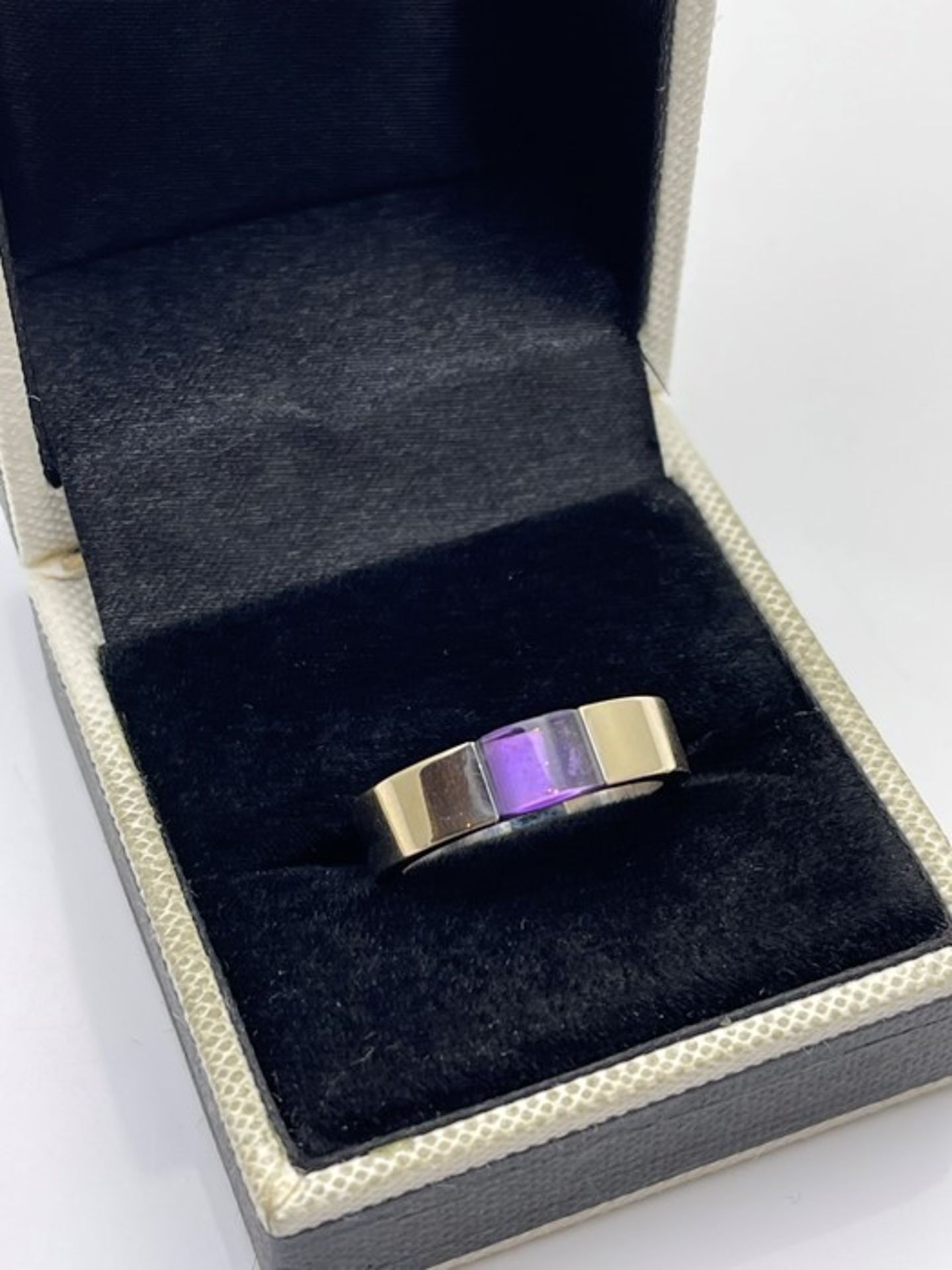 ***£2495.00*** 18CT YELLOW GOLD PURPLE TANZANITE RING, RING SIZE-N, INCLUDES AGI INSURANCE VALUATION