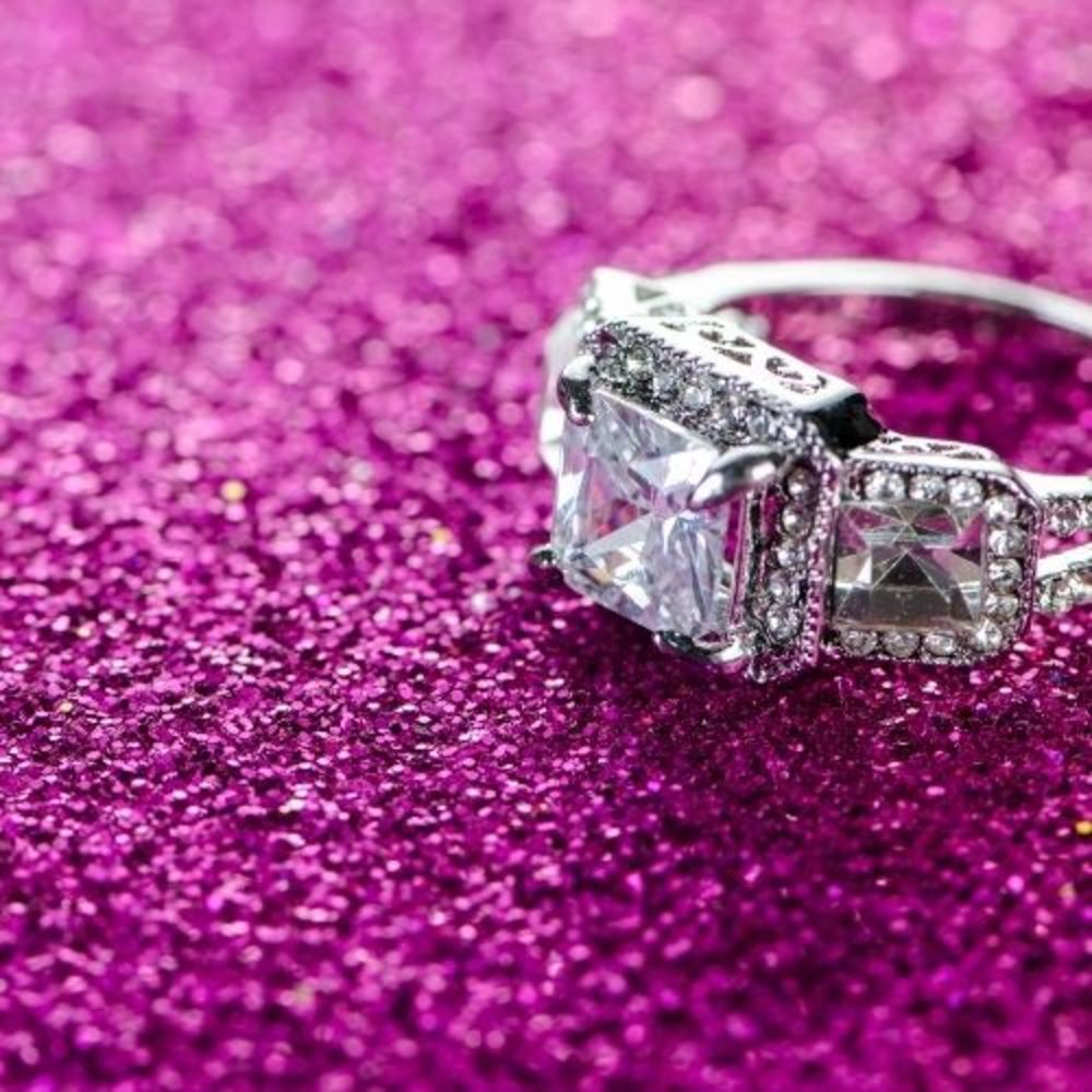 Receive in time for Christmas- GIA, IDI & AGI Accredited Diamond Jewellery Clearance Sale!