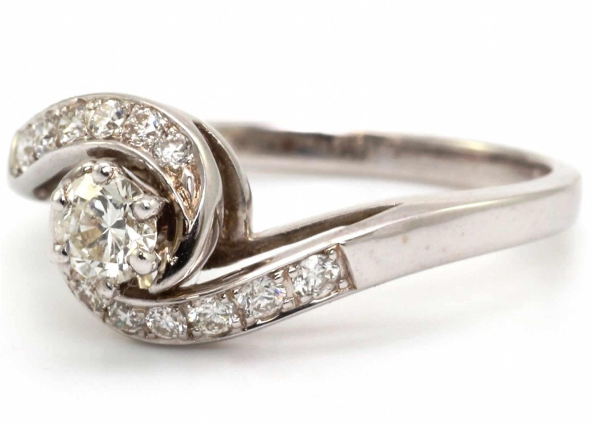 18ct White Gold Single Stone Twist Shoulders Diamond Ring Valued by AGI £2,365.00 - Image 2 of 4