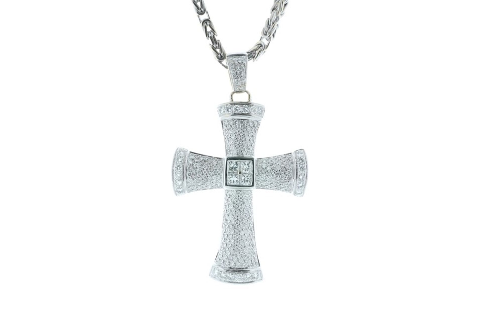 18ct White Gold Diamond Cross Pendant/Chain Valued by AGI £23,810.00