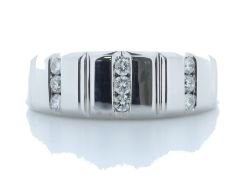 18ct White Gold Illusion Set Semi Eternity Diamond Ring Valued by AGI £2,590.00