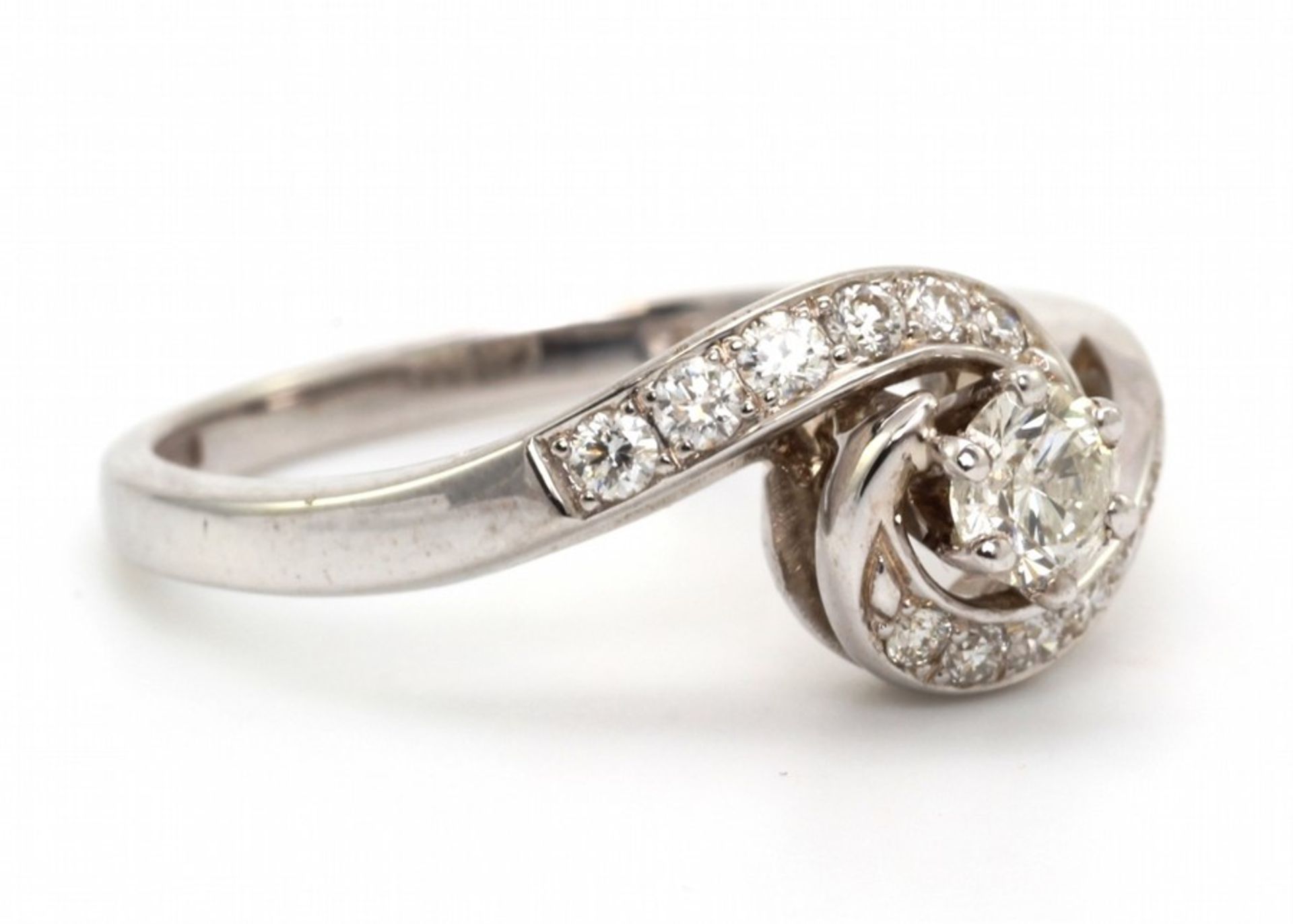 18ct White Gold Single Stone Twist Shoulders Diamond Ring Valued by AGI £2,365.00 - Image 4 of 4