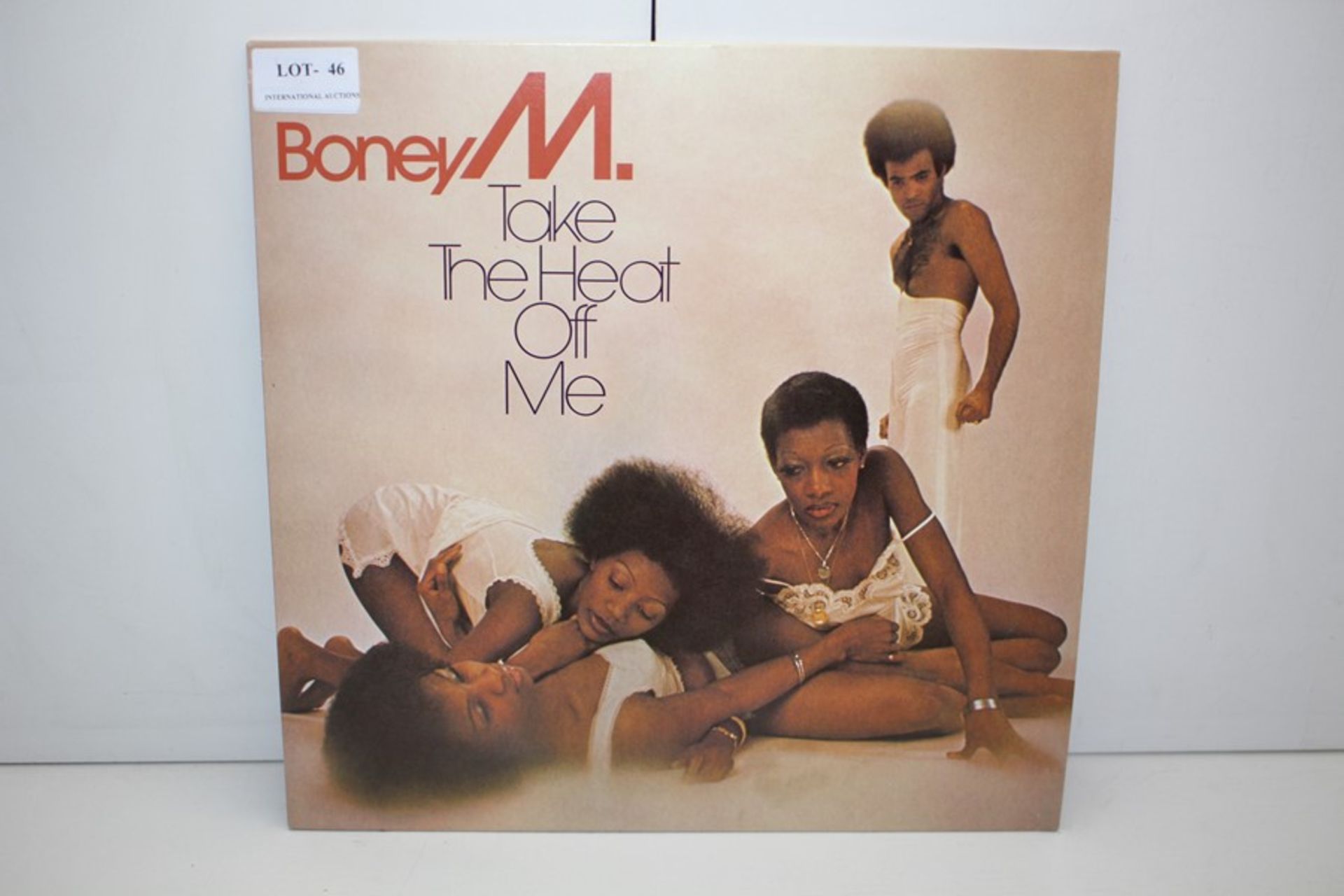 GRADE U- ***VINYL RECORD*** BONEY M TAKE THE HEAT OF ME