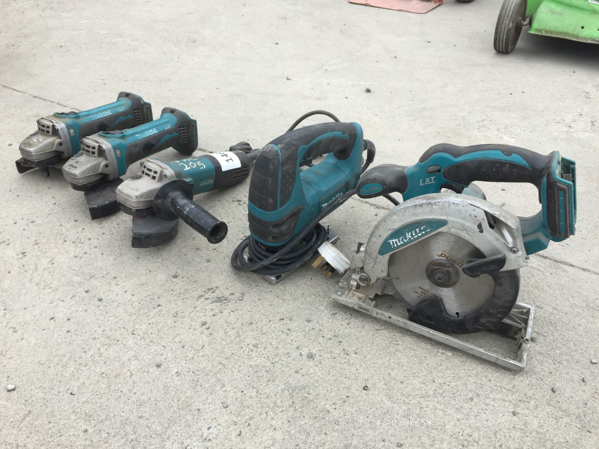 PL-14603 UNRESERVED 2017 Makita Jigsaw, Makita 230v Angle Grinder, Makita Cordless Skill Saw &