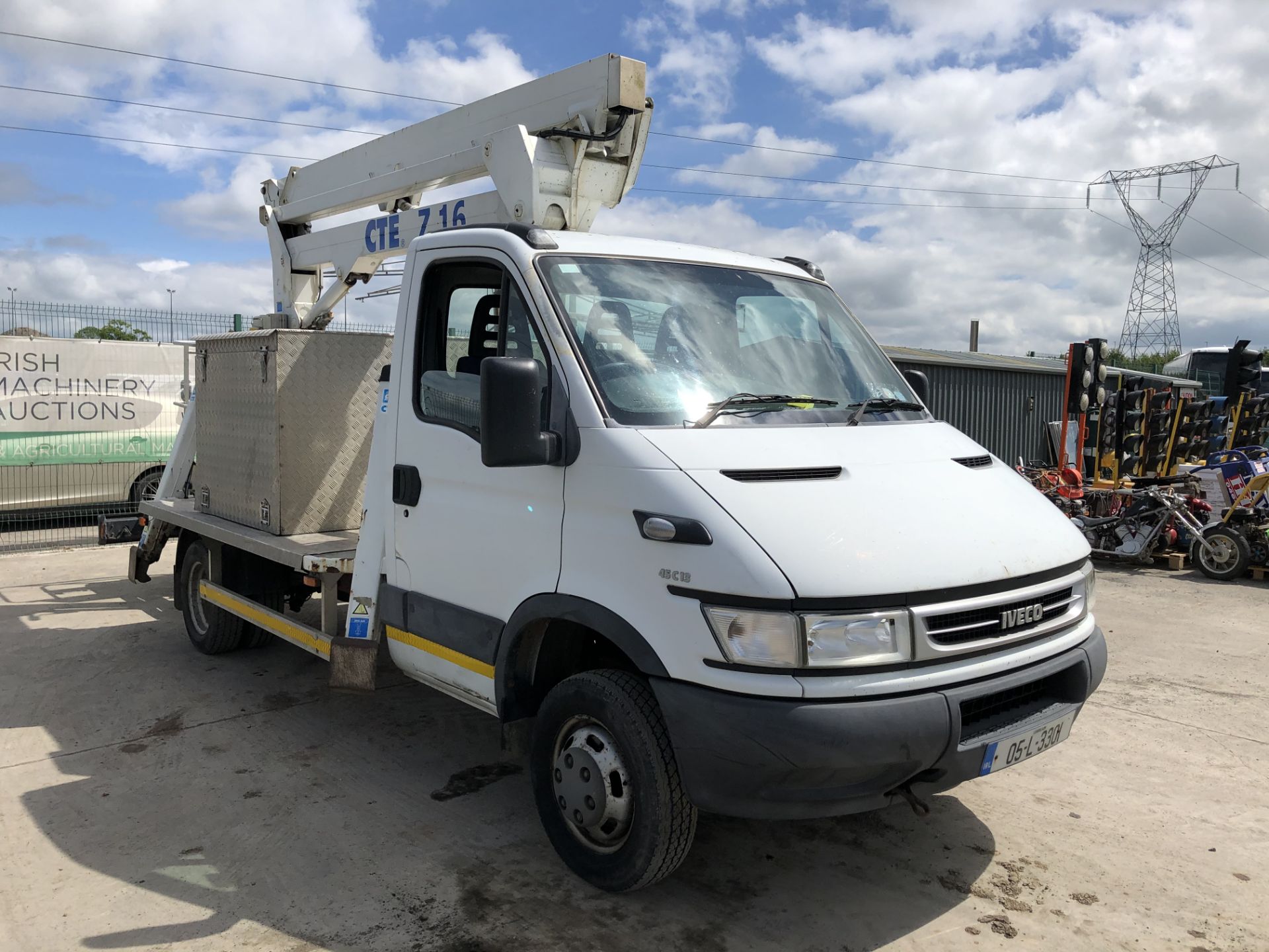 05L3301 2005 Iveco Daily 2798 Cherry Picker - Image 5 of 18