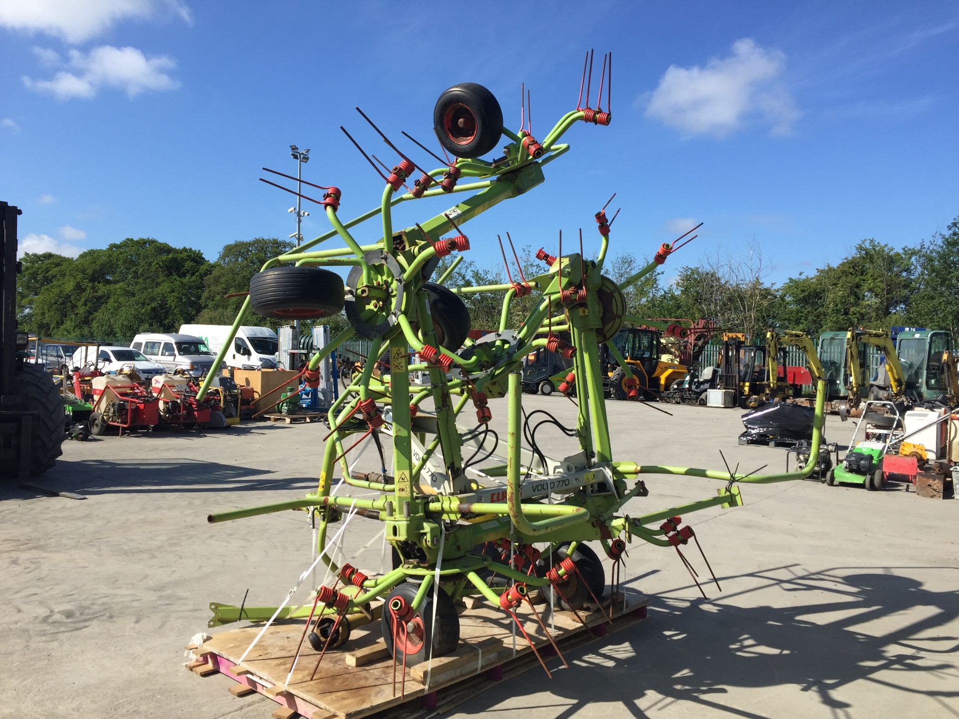 PL-14758 Claas Volto 770 - 6 Rotor Grass Tedder - Image 4 of 23