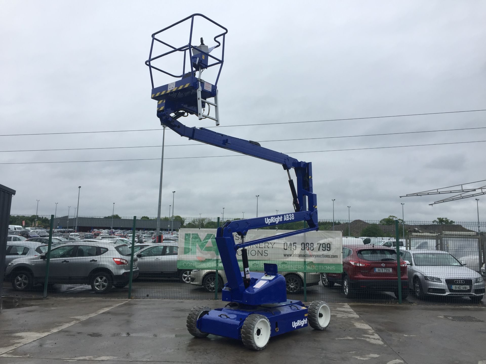 PL-14643 UpRight AB-38 Electric Boom Lift - Image 8 of 14