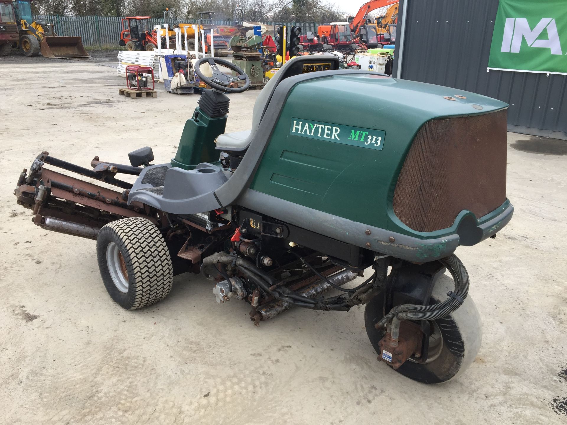 PL-14047 Hayter MT313 3 Gang Diesel Triflex Mower - Image 17 of 19