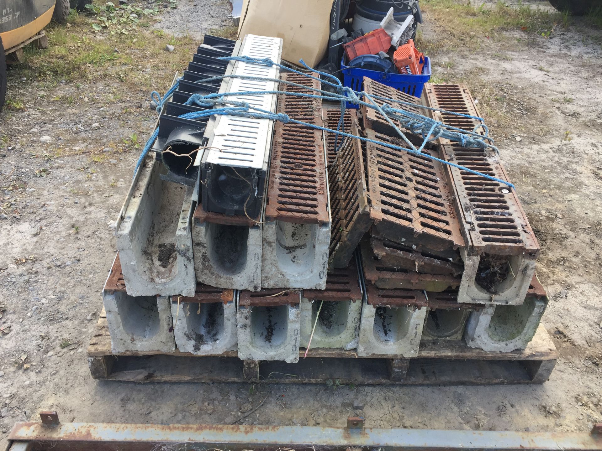 PL-14708 Pallet Of ECO Drains - Image 2 of 3