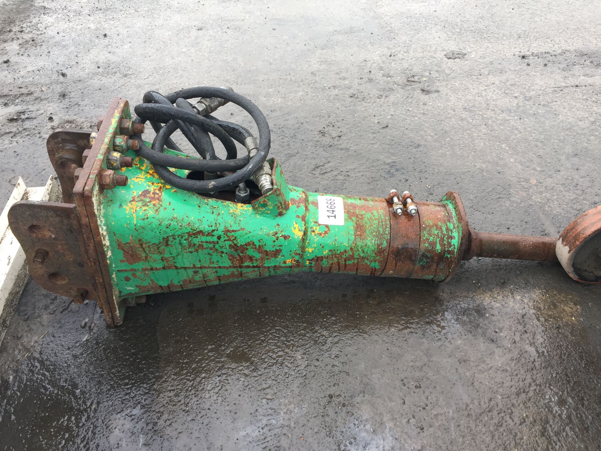 PL-14668 Montabert Hydraulc Breaker To Suit 3T To 5T - Image 4 of 7