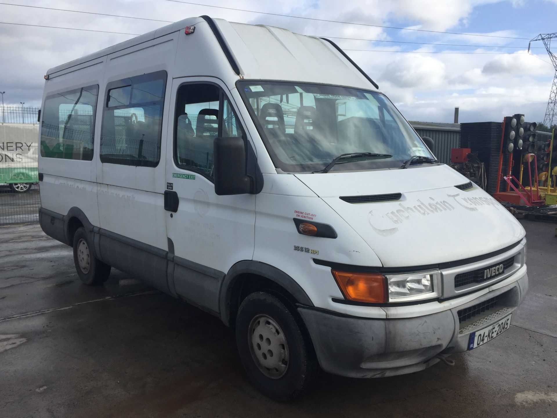 04KE2045 Iveco 35S12 Wheelchair Bus 4 Dr Bus Diesel - Image 6 of 17