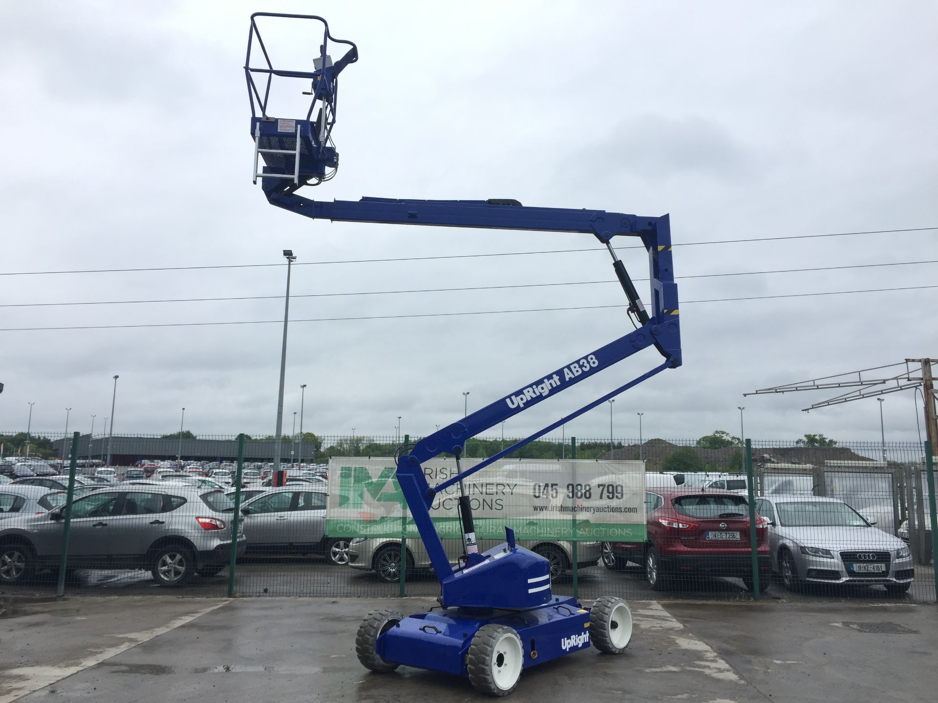 PL-14643 UpRight AB-38 Electric Boom Lift - Image 11 of 14