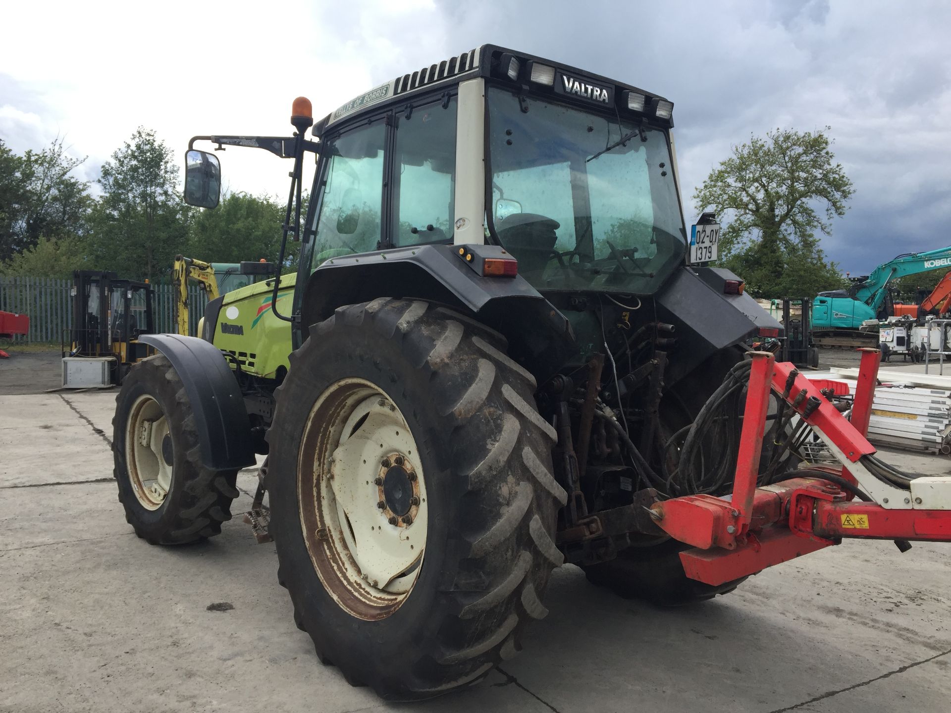 02OY1379 2002 Valtra 8150 HiTech 4WD Tractor - Image 3 of 22