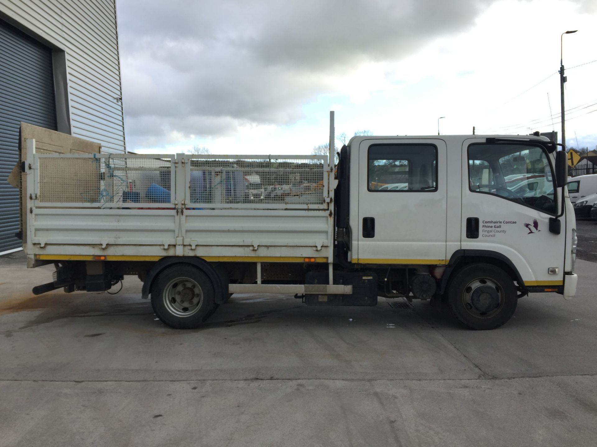 162KK1102 UNRESERVED 2016 Isuzu N-series 6.5T EVI 150 Dropside Truck - Image 3 of 20