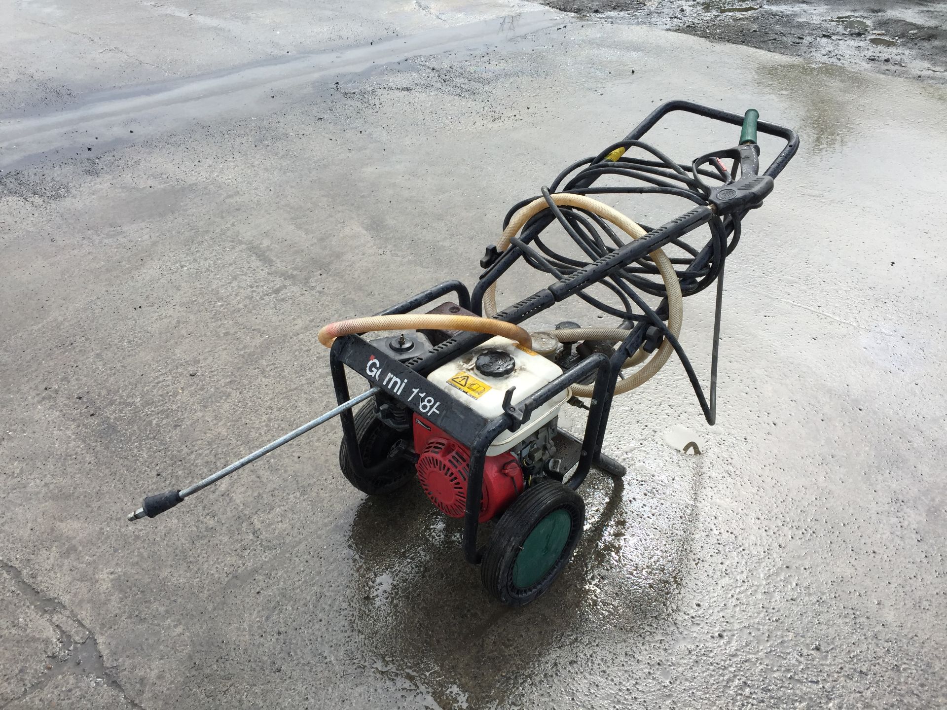 PL-14531 UNRESERVED Honda Petrol Portable Power Washer - Image 2 of 5