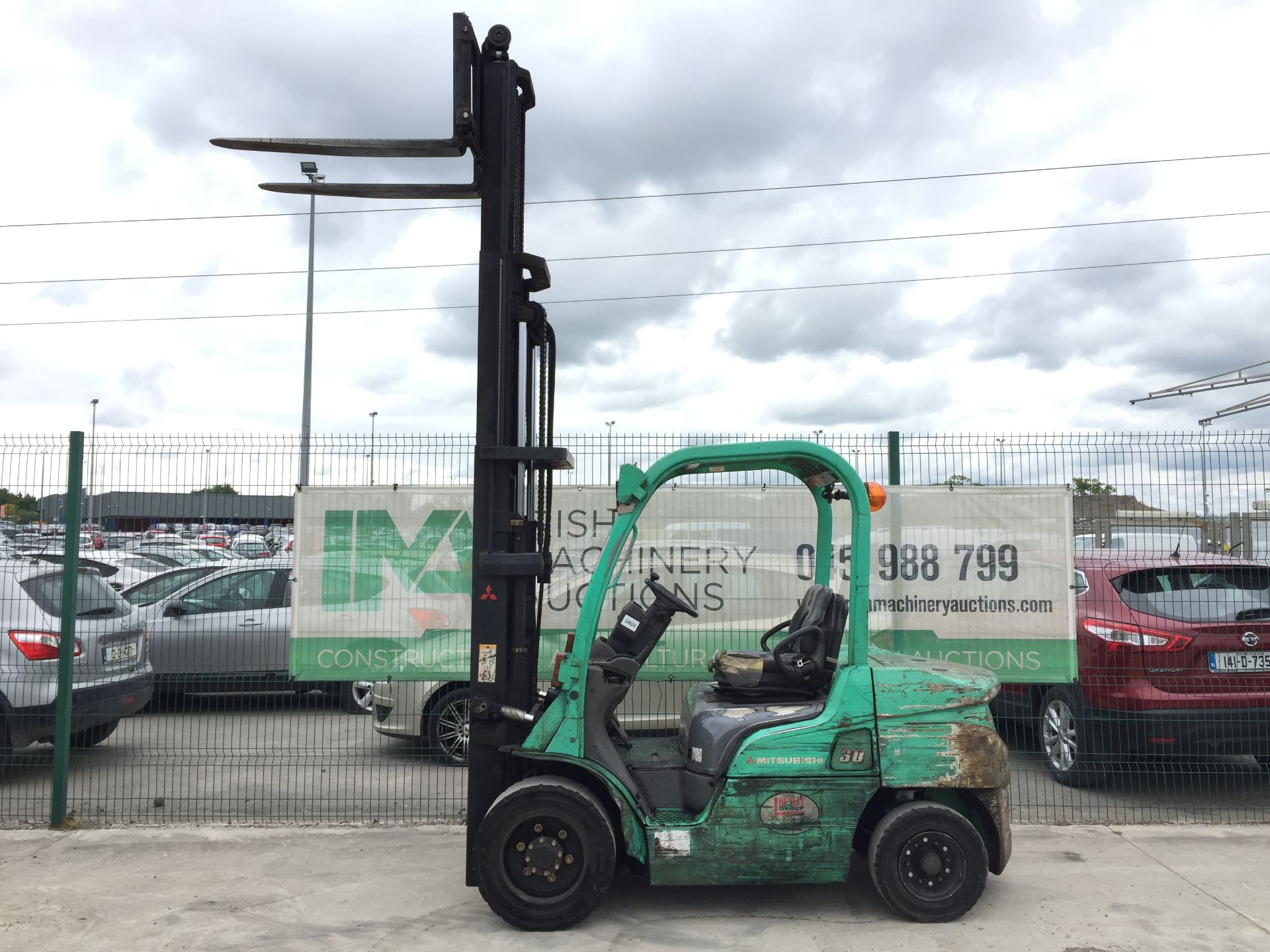 PL-14624 2005 Mitsubishi FD30N 3T 3 Stage Diesel Forklift