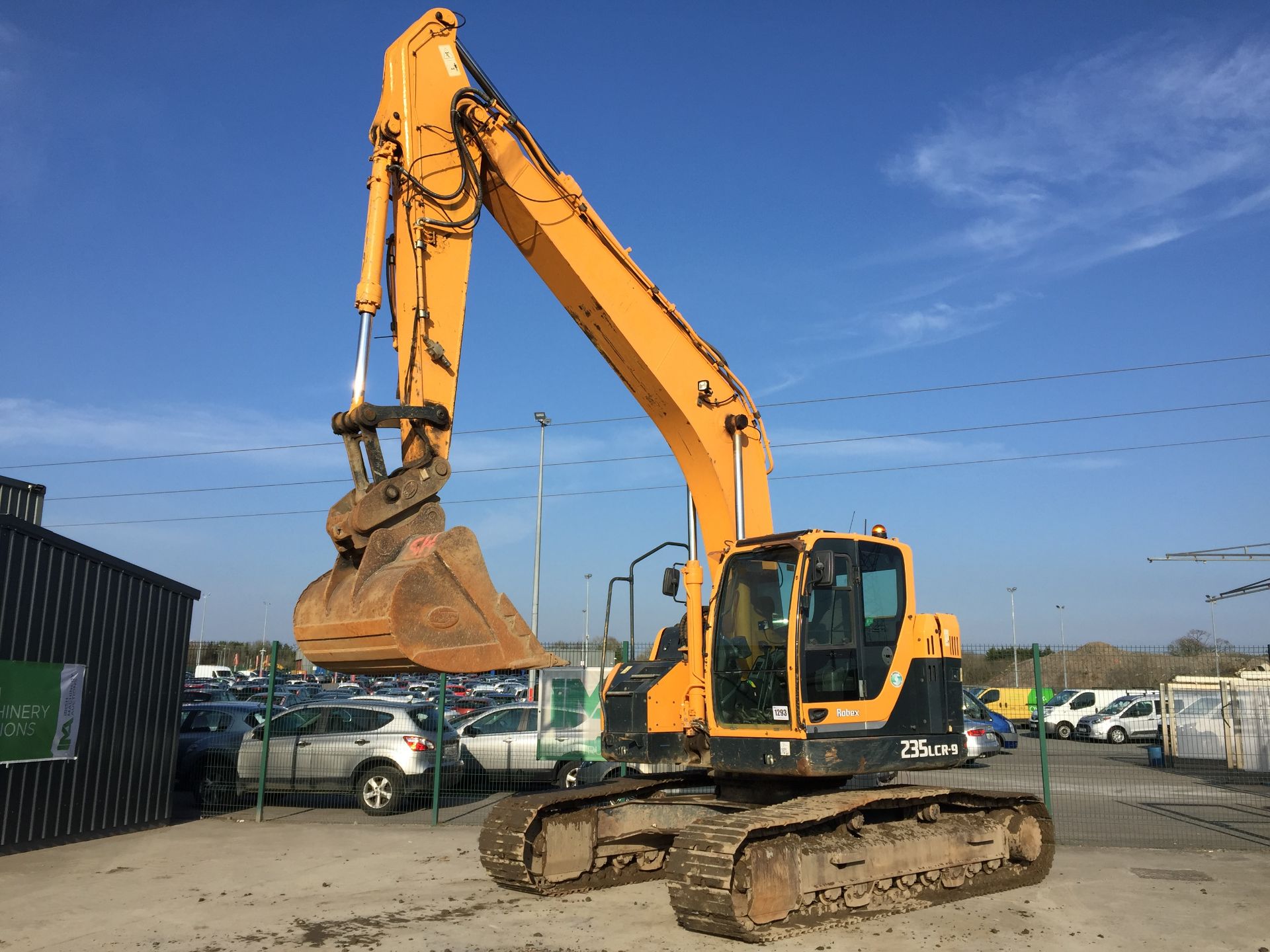 PL-14029 2014 Hyundai Robex 235LCR-9 24T Zero Tail Swing Excavator - Image 3 of 32