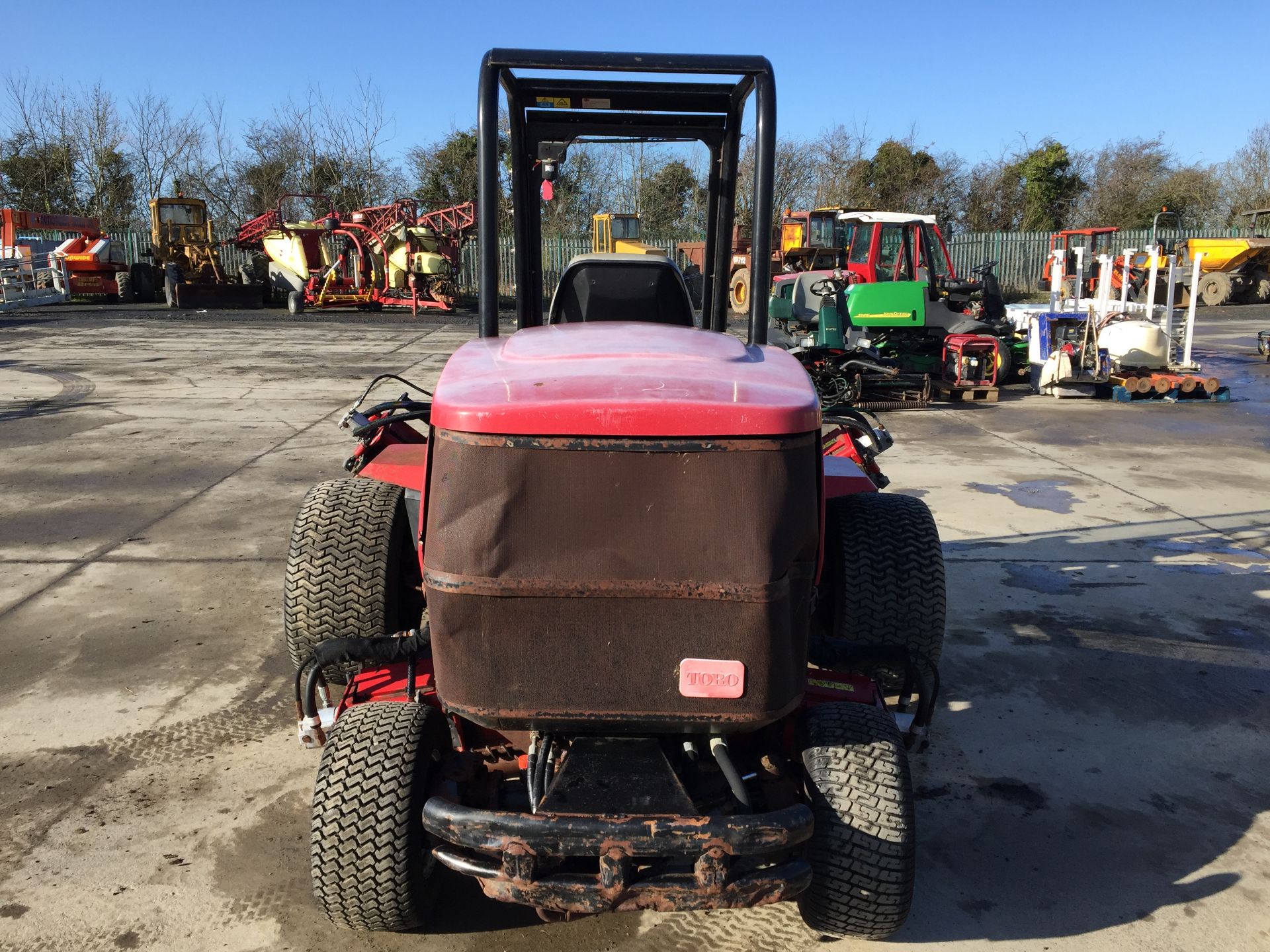 PL-14045 2003 Toro Reelmaster 6500-D 5 Gang Diesel Fairway Mower - Image 4 of 23