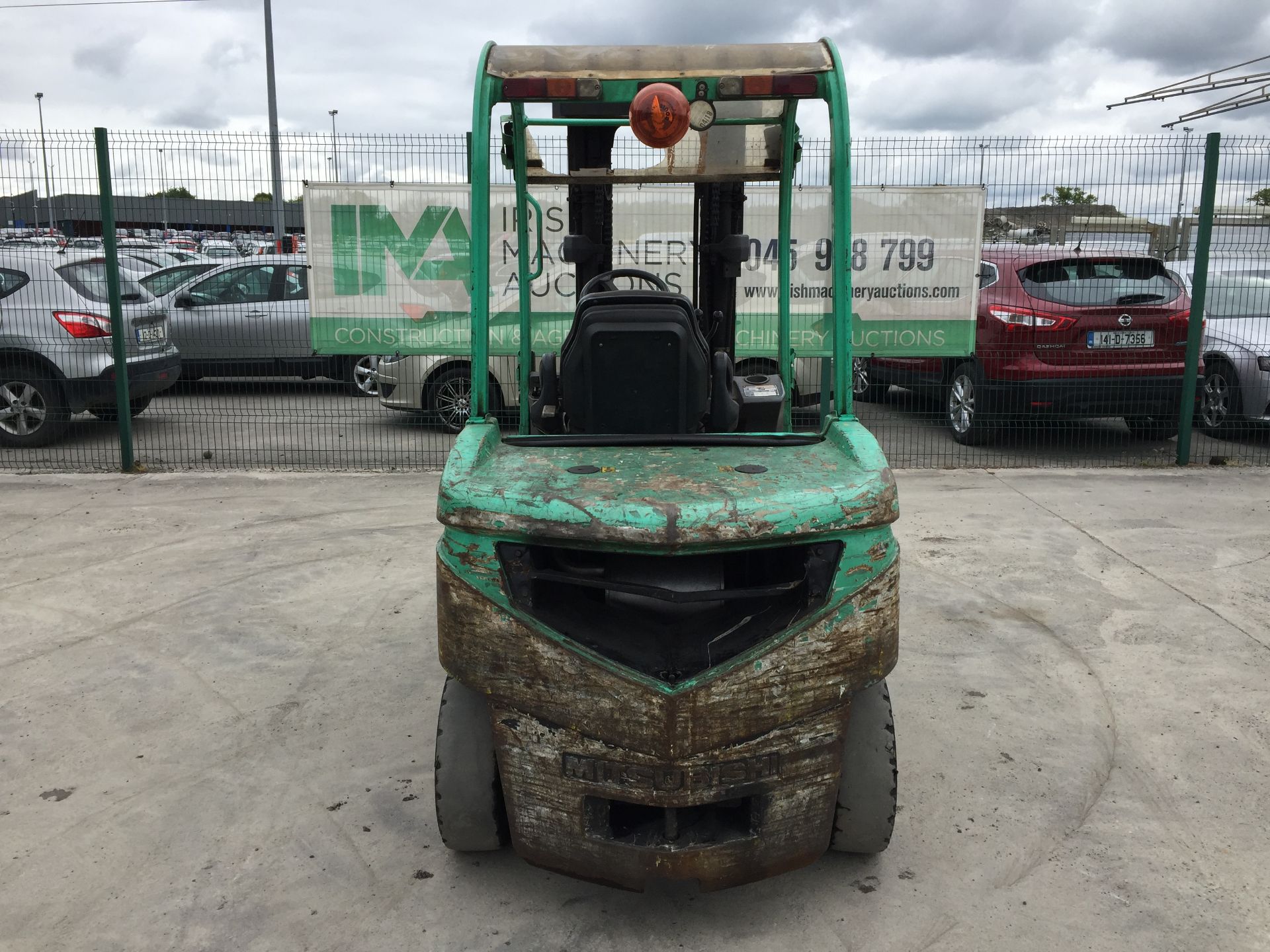 PL-14624 2005 Mitsubishi FD30N 3T 3 Stage Diesel Forklift - Image 8 of 14